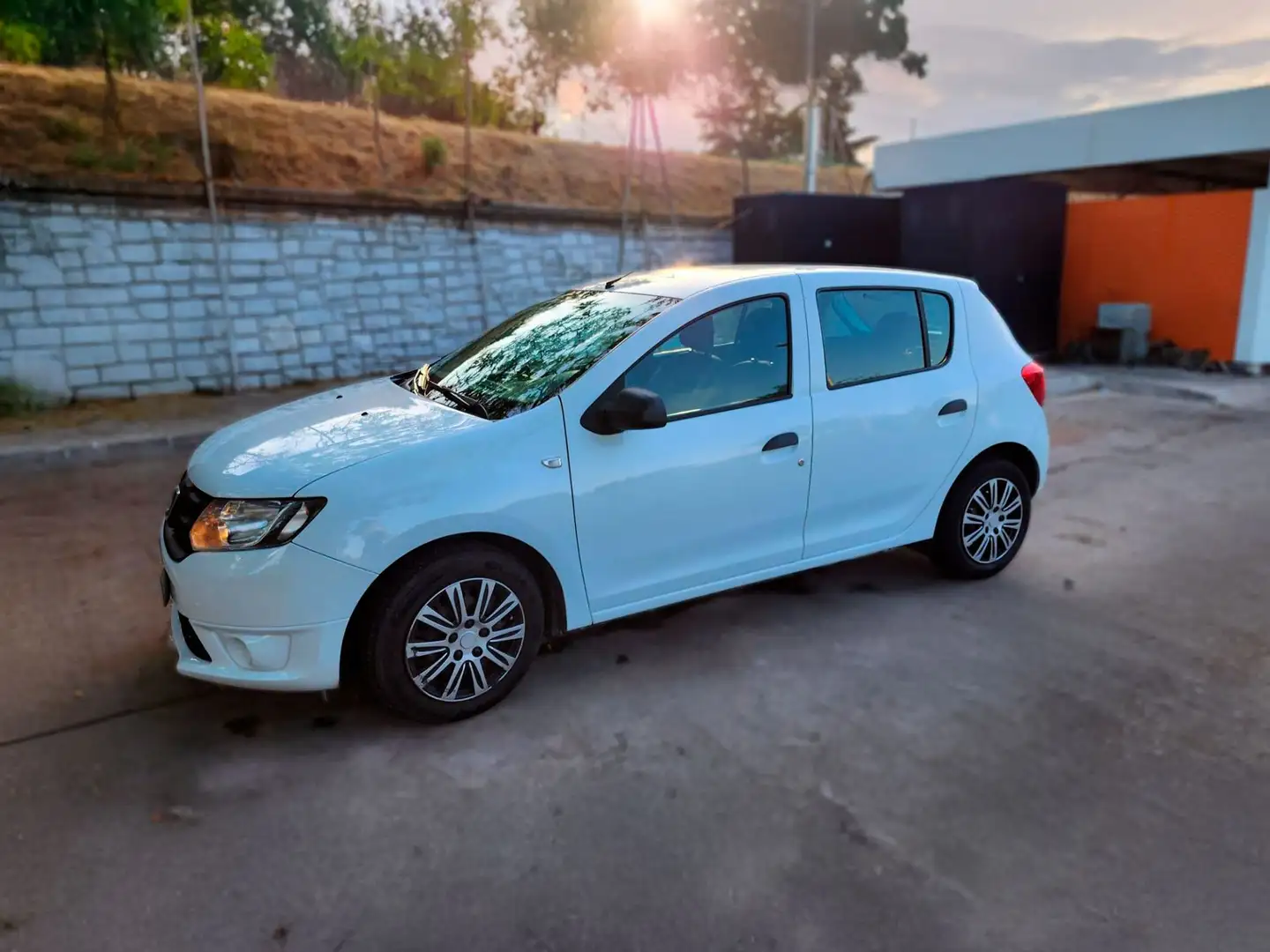 Dacia Sandero 1.2 Ambiance 75 Blanco - 2