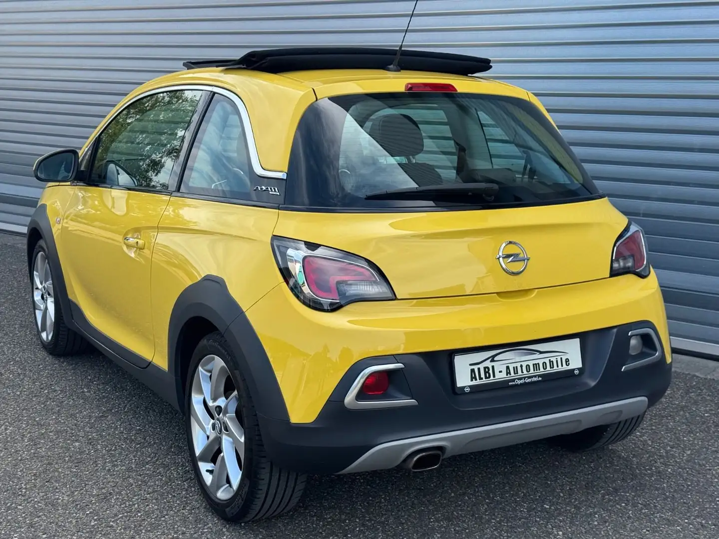 Opel Adam Rocks Gelb - 2