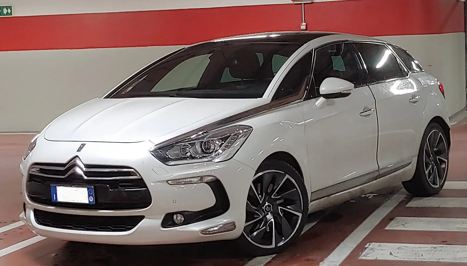 Citroen DS5 DS5 2.0 hdi Sport Chic 160cv Bianco - 1