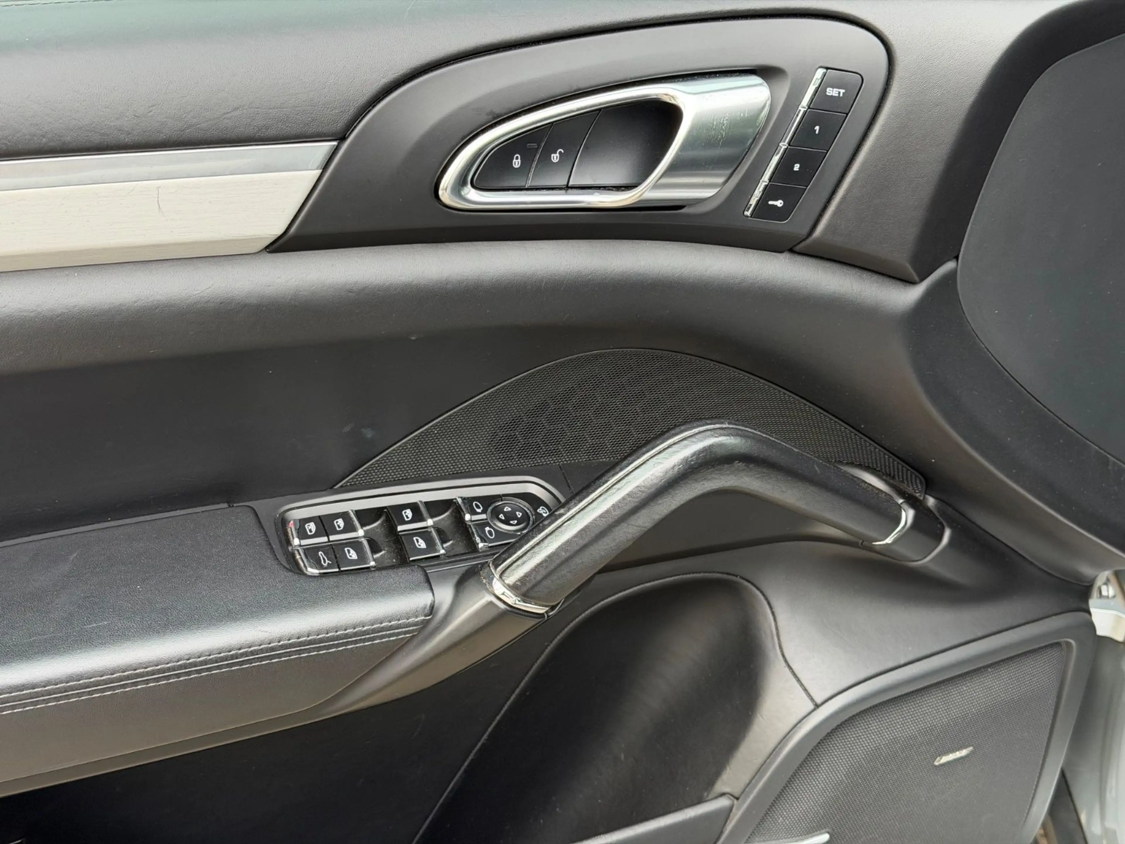 Porsche Cayenne Platinum*BOSE*PANORAMA*LEDER*LED*MEMORY — photo 15