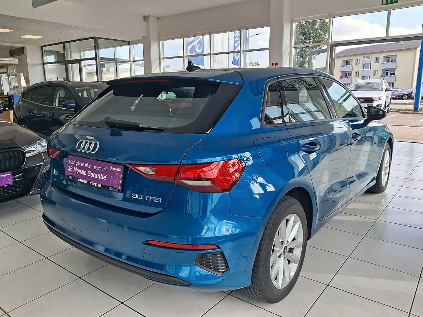 Audi A3 SB 30 TFSI S-tronic Business Blau - 2