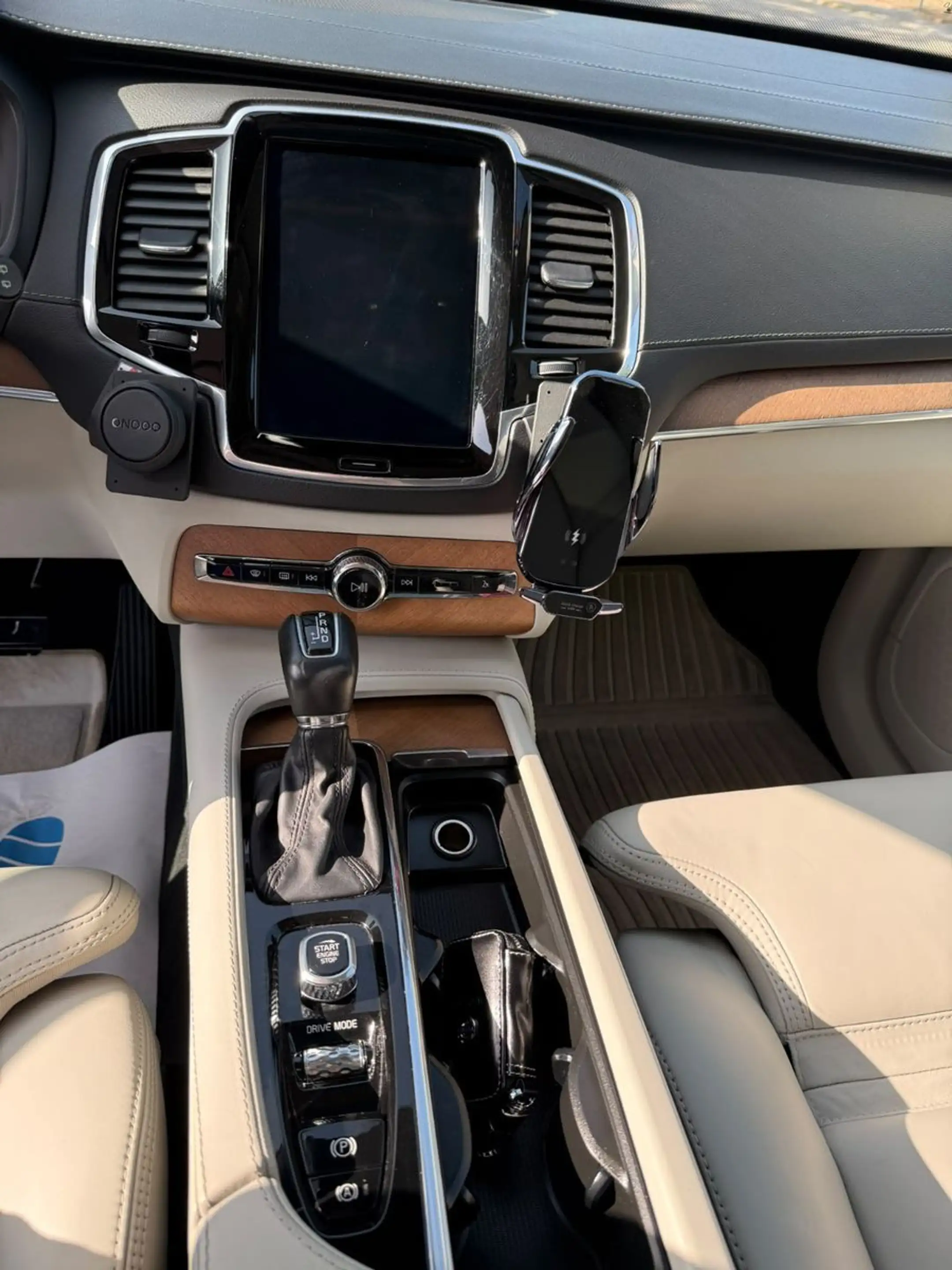 Volvo XC90 2.0 D Inscription AWD*Navi*LED*Head-Up* — photo 10