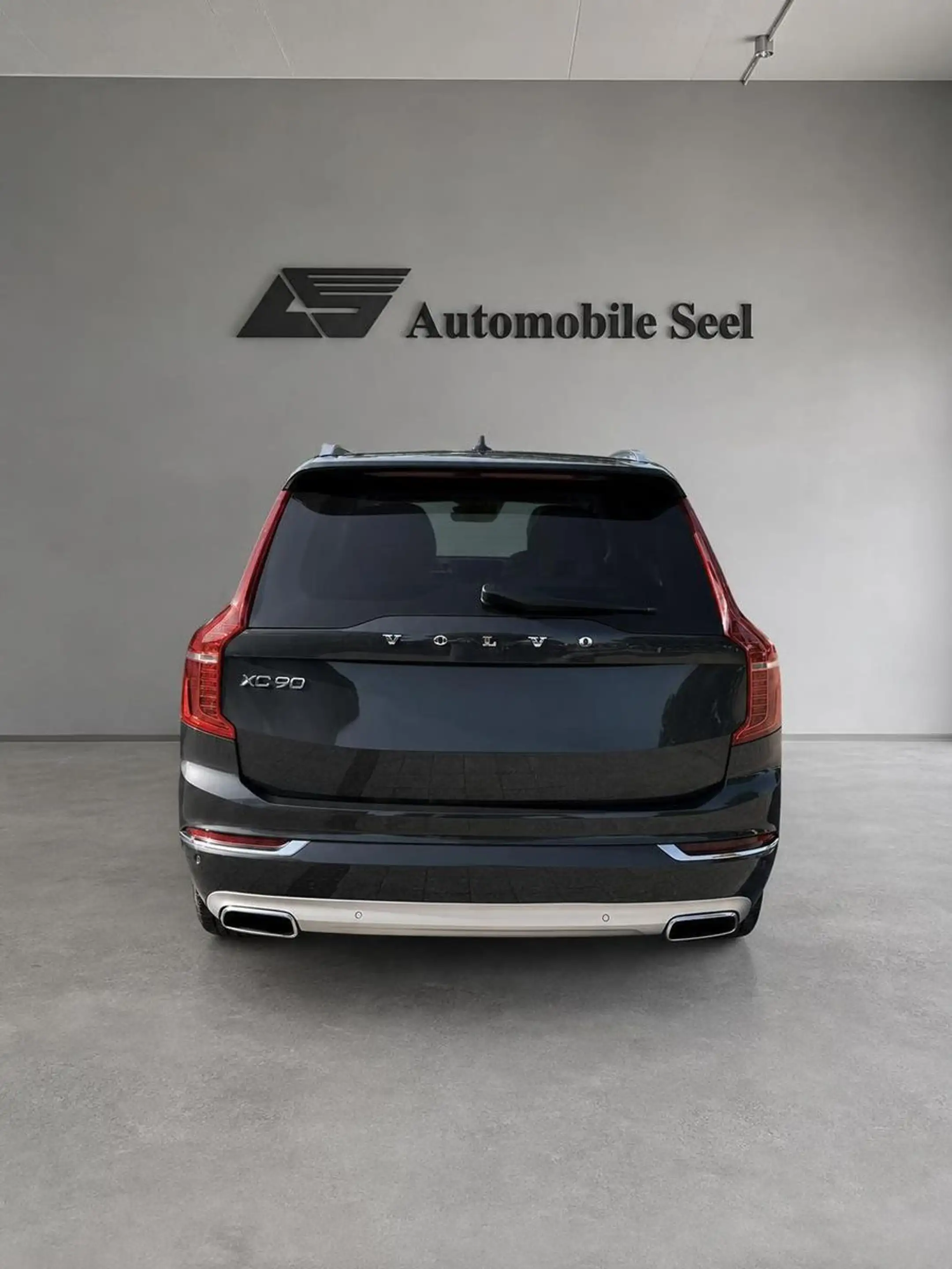 Volvo XC90 2.0 D Inscription AWD*Navi*LED*Head-Up* — photo 3