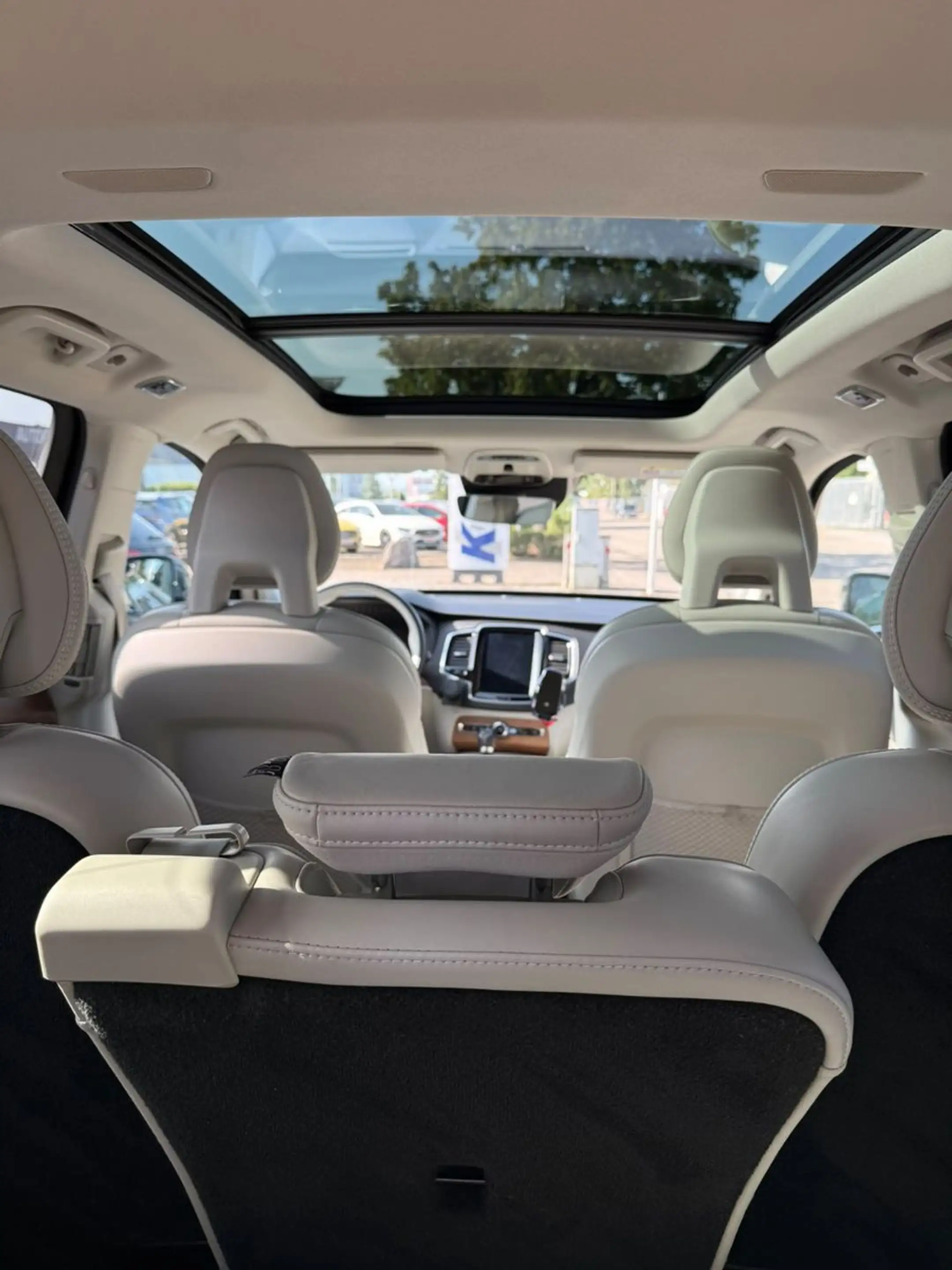Volvo XC90 2.0 D Inscription AWD*Navi*LED*Head-Up* — photo 13