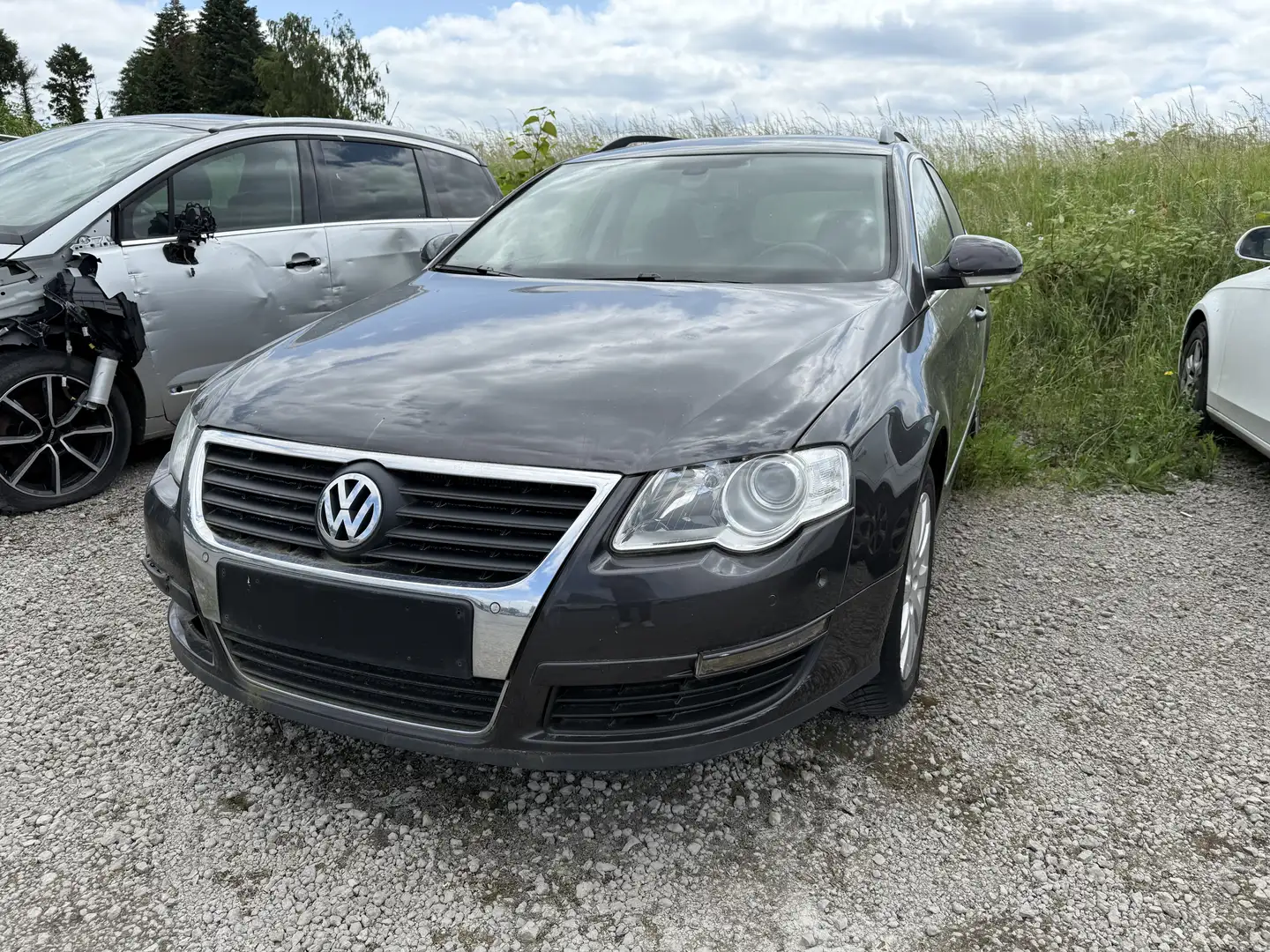 Volkswagen Passat Variant SW 1.6 CR TDi BlueMotion MOTEUR CASSÉ!!! - 1