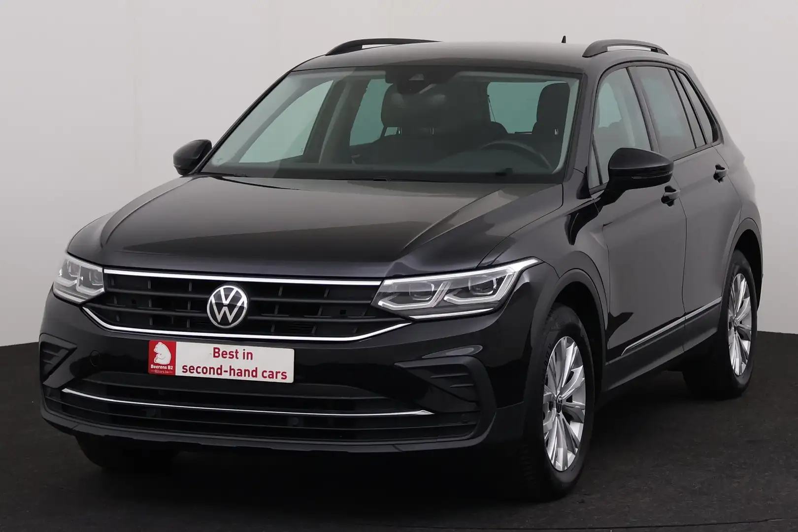 Volkswagen Tiguan 1.5 TSi DSG + GPS + CARPLAY + CAMERA + PDC + CRUIS Schwarz - 1