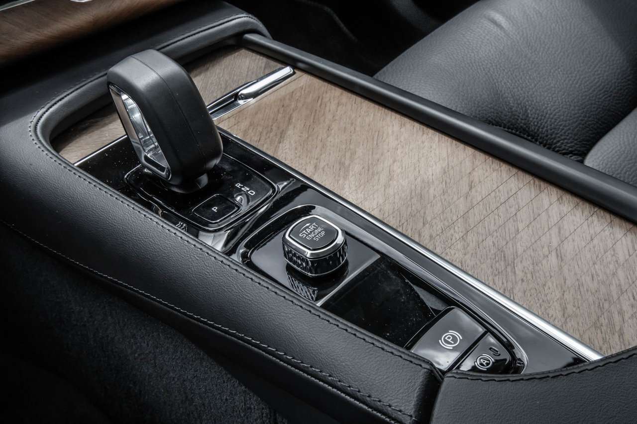 2024 Volvo XC90 B6 AWD Plus Bright Theme 7-Seater 21 Inch wheels / thumb 24