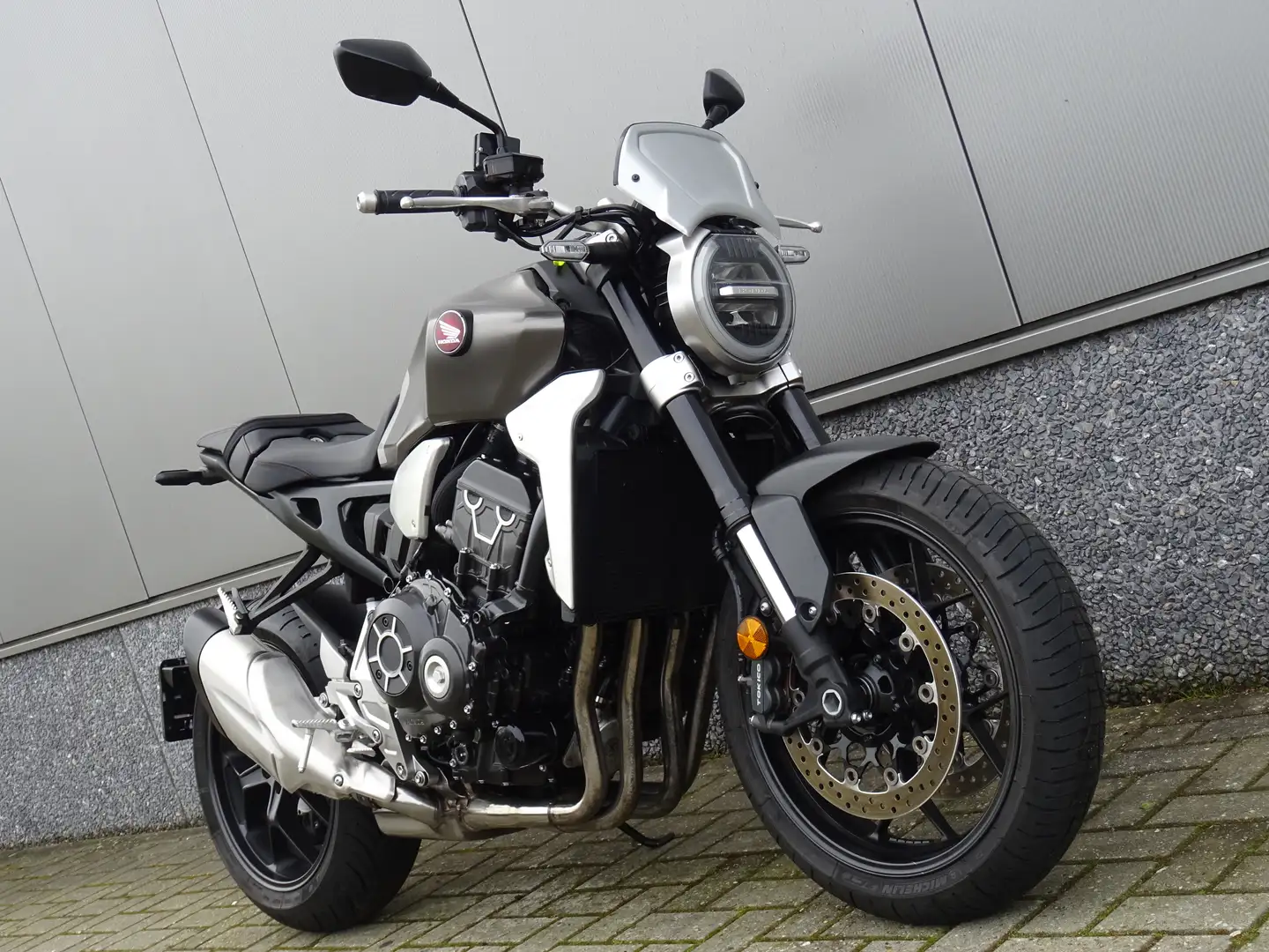 Honda CB 1000 R ABS Grijs - 2