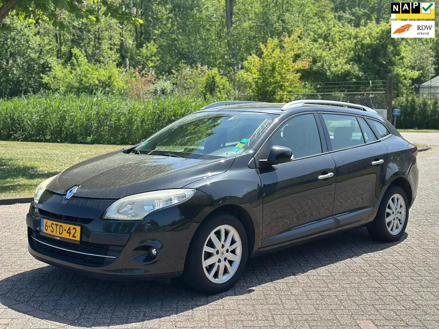 Renault Megane Estate 1.9 dCi Privilége/AIRCO/CRUISE/LEDER/NAVI/P Noir - 1
