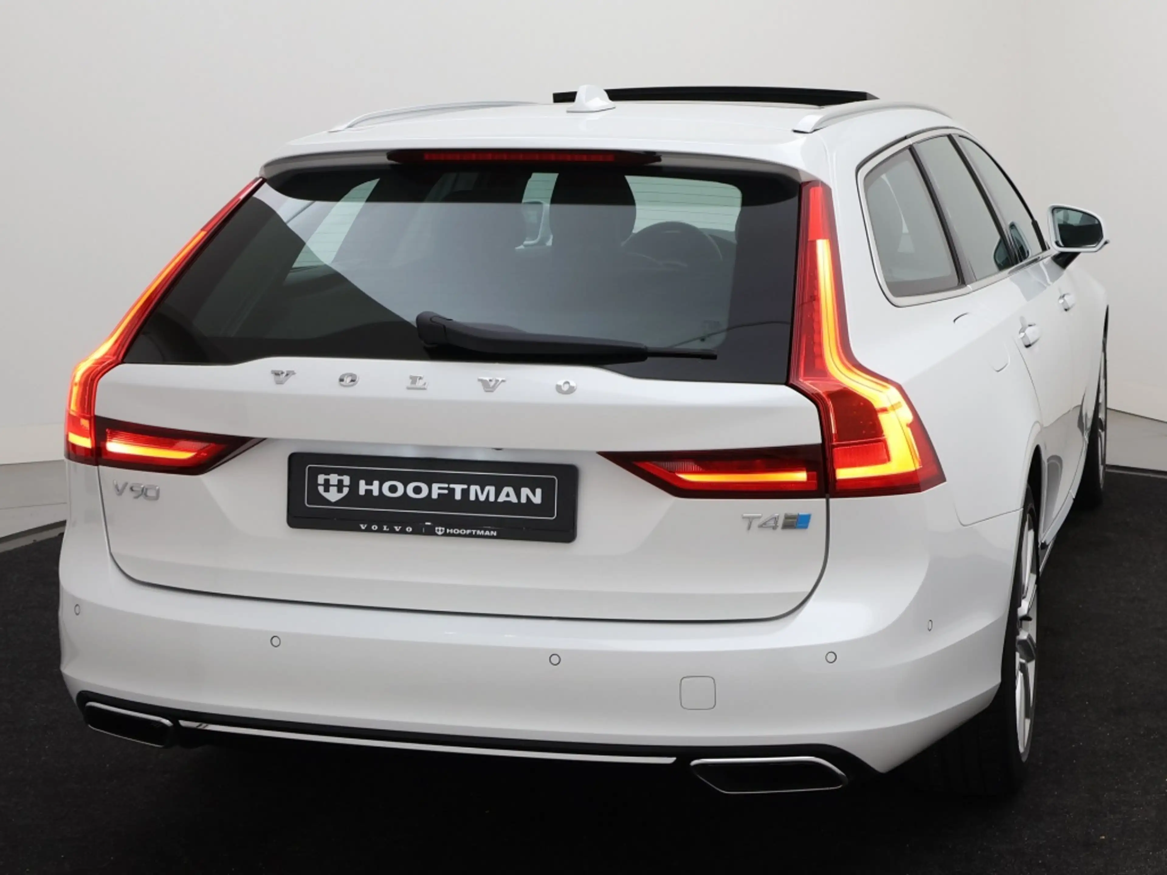 Volvo V90 T4 AUT(8) INSCRIPTION SCHUIFDAK LUCHTVERING 360GR — photo 5