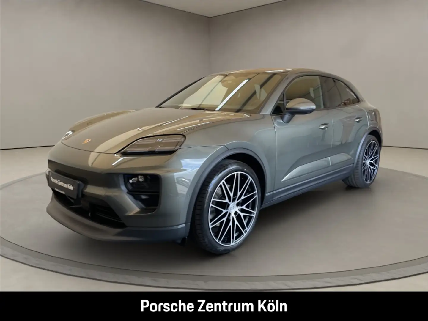 Porsche Macan 4 Luftfederung Panoramadach Surround-View Grün - 1