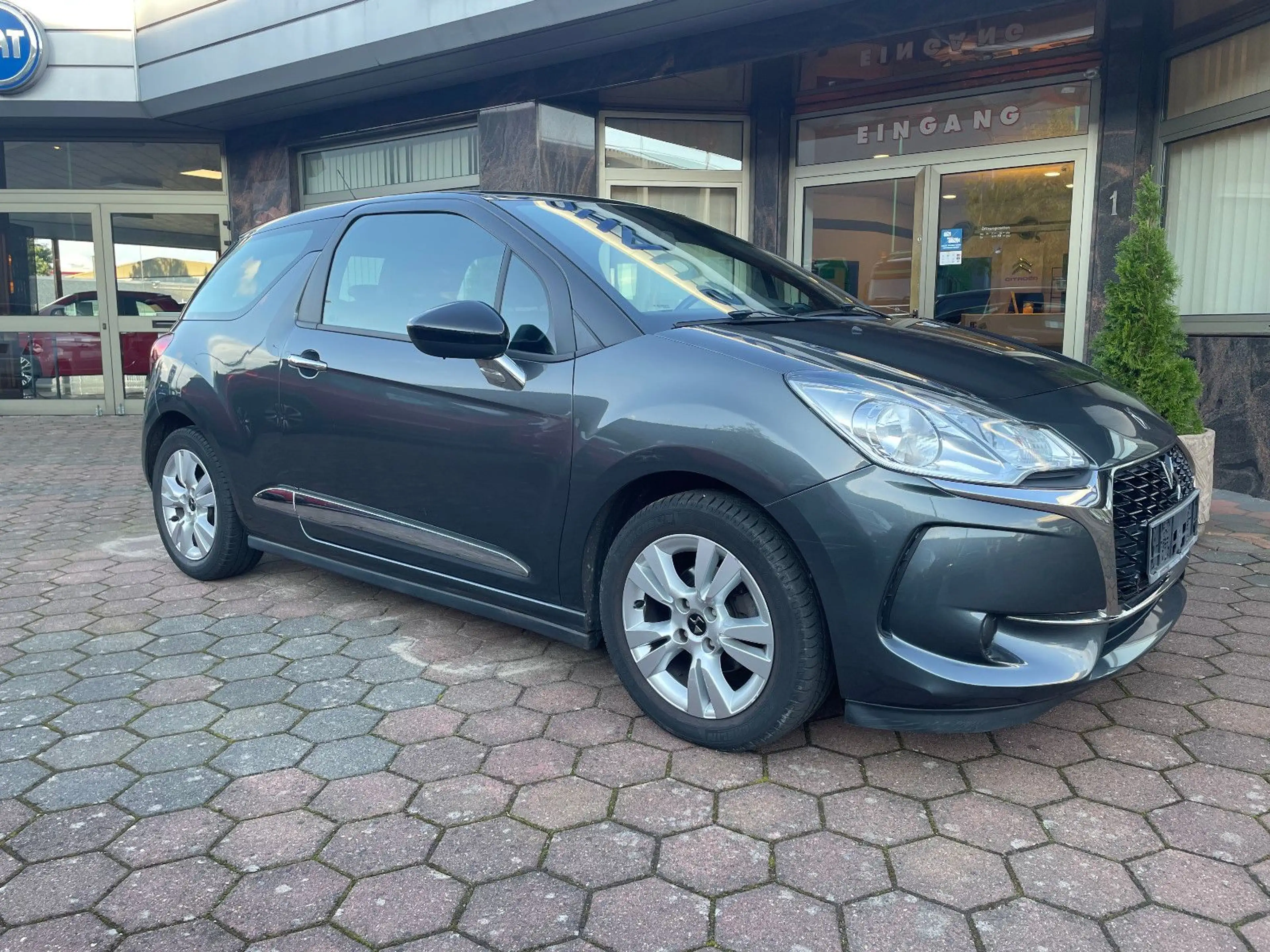 DS Automobiles DS 3 So Chic — photo 2