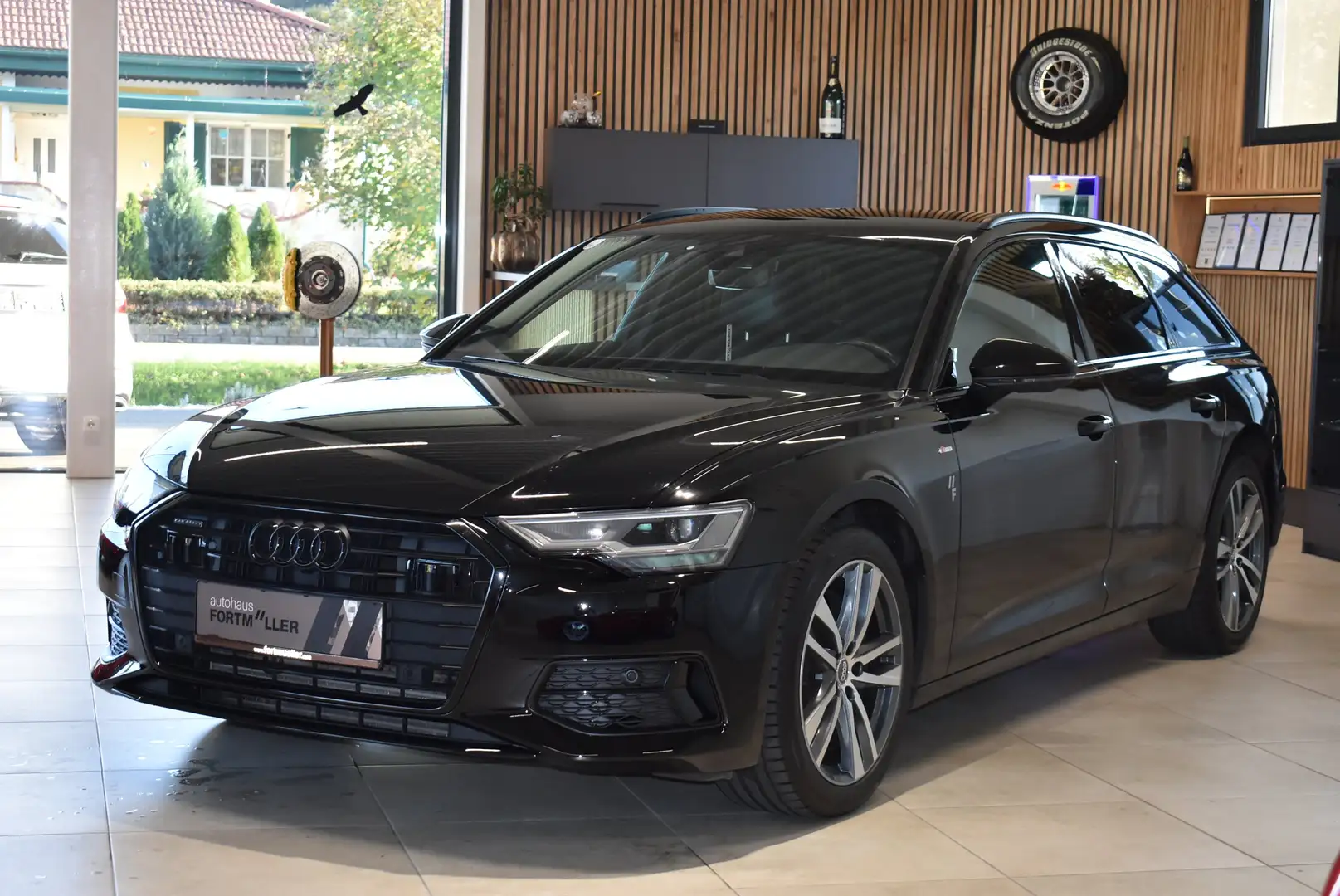Audi A6 45 TDI quattro //S line Sport plus //black//AHK Zwart - 1
