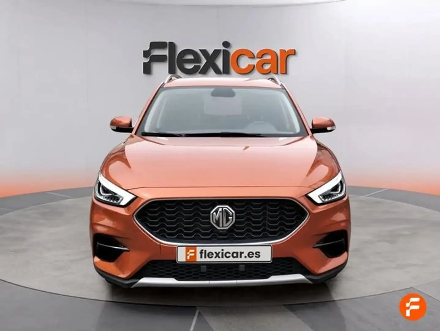MG ZS 1.5 Comfort Naranja - 2