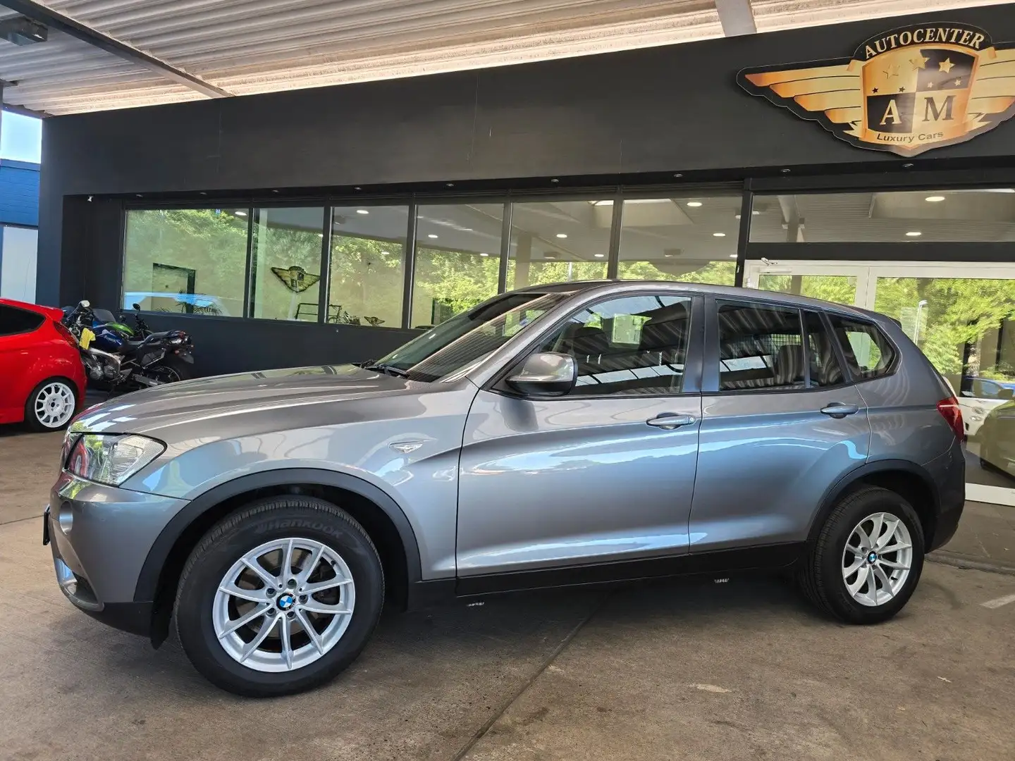 BMW X3 xDrive20d AUTOMATIK SZH/PDC/NAVI/BI-XENON/AHK Grau - 2