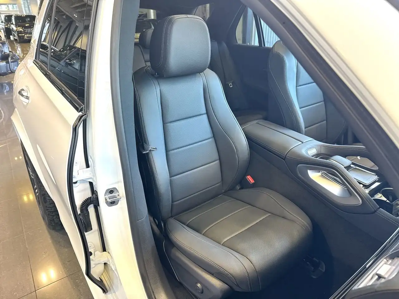 Mercedes-Benz GLE photo Mercedes-Benz GLE