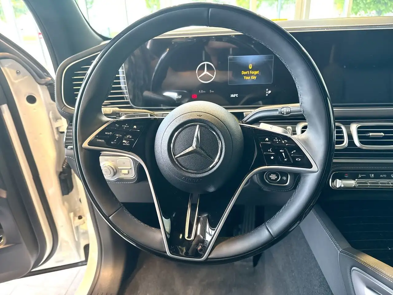 Mercedes-Benz GLE photo Mercedes-Benz GLE