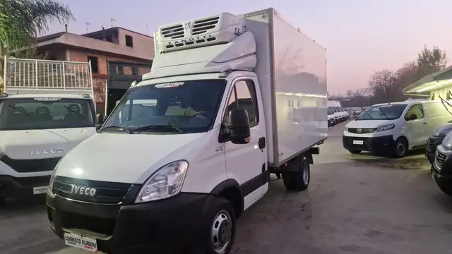 Iveco Daily 35C18 CASSA FRIGO 3.0 MJT 6 PEDANE