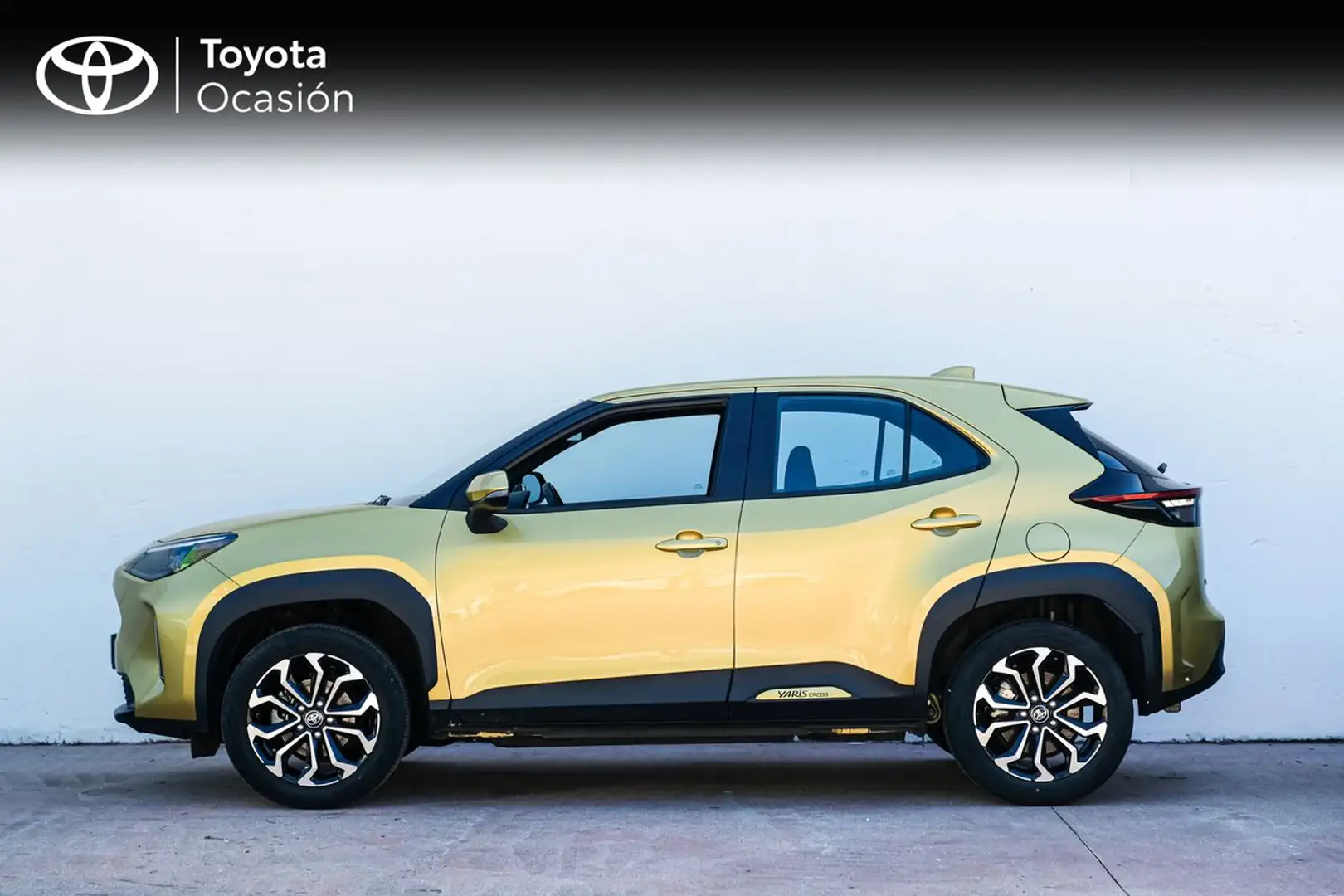 Toyota Yaris Cross 120H Active Tech Amarillo - 2