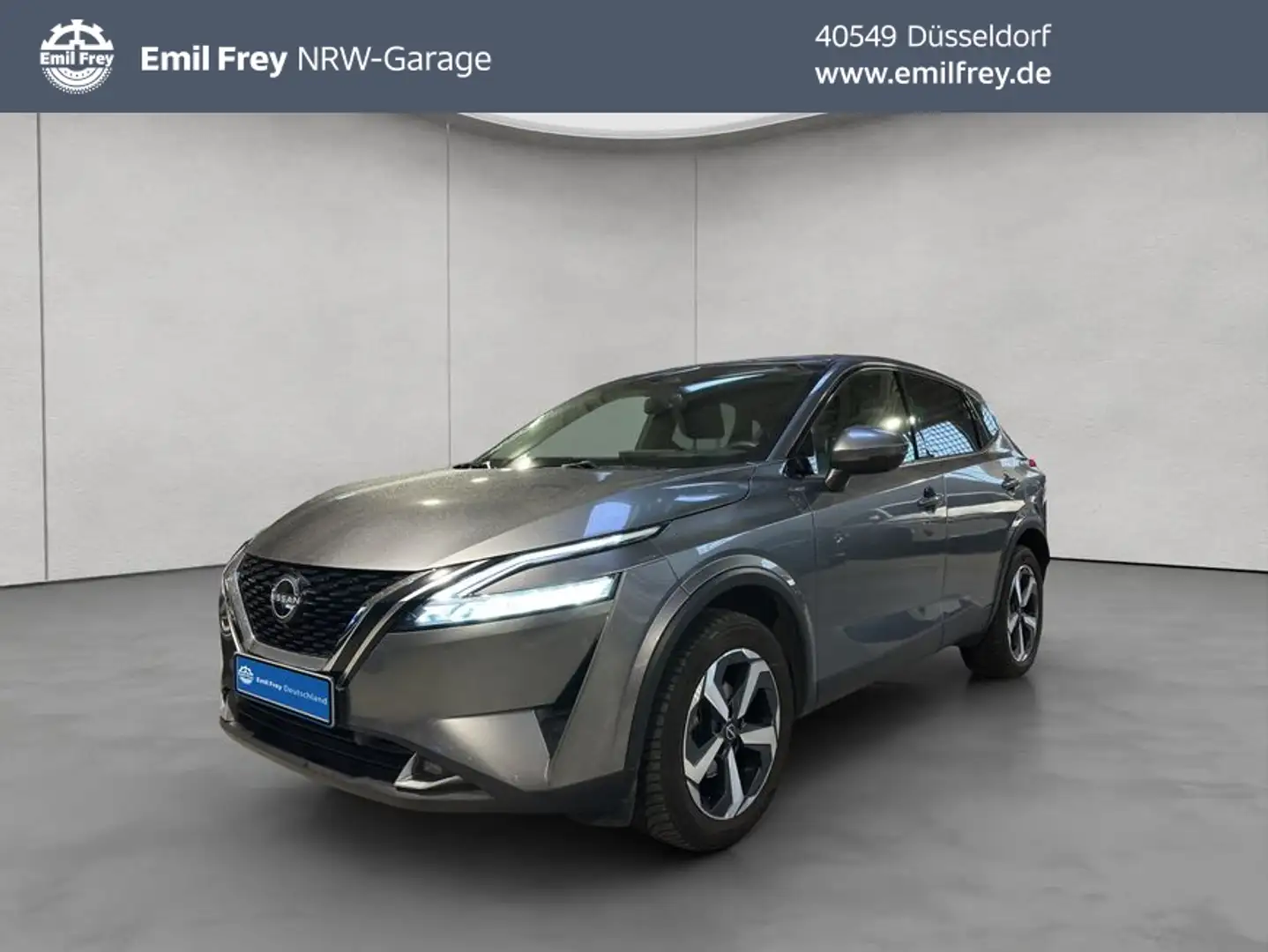 Nissan Qashqai 1.3 DIG-T Xtronic N-Connecta Navi/Kamera Grijs - 1