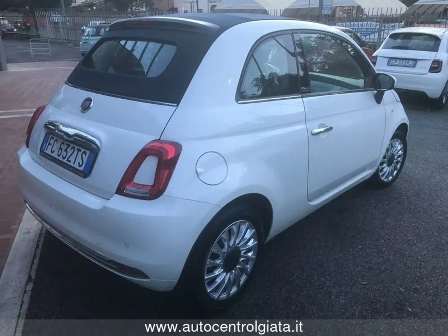 Fiat 500C 1.2 Lounge Automatica Bianco - 2