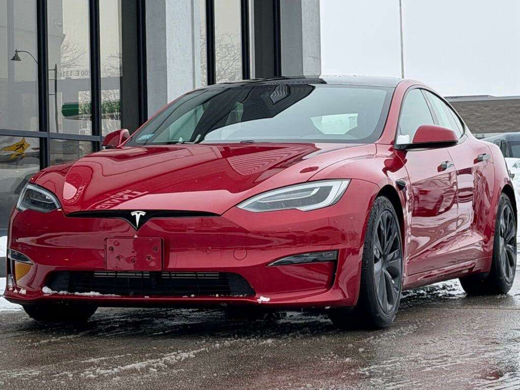 2022 Tesla Model S alt 4