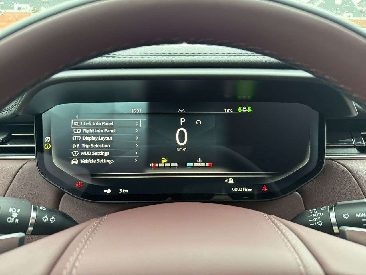 2026 Land Rover Range Rover Sport P400 Dynamic HSE thumb 12