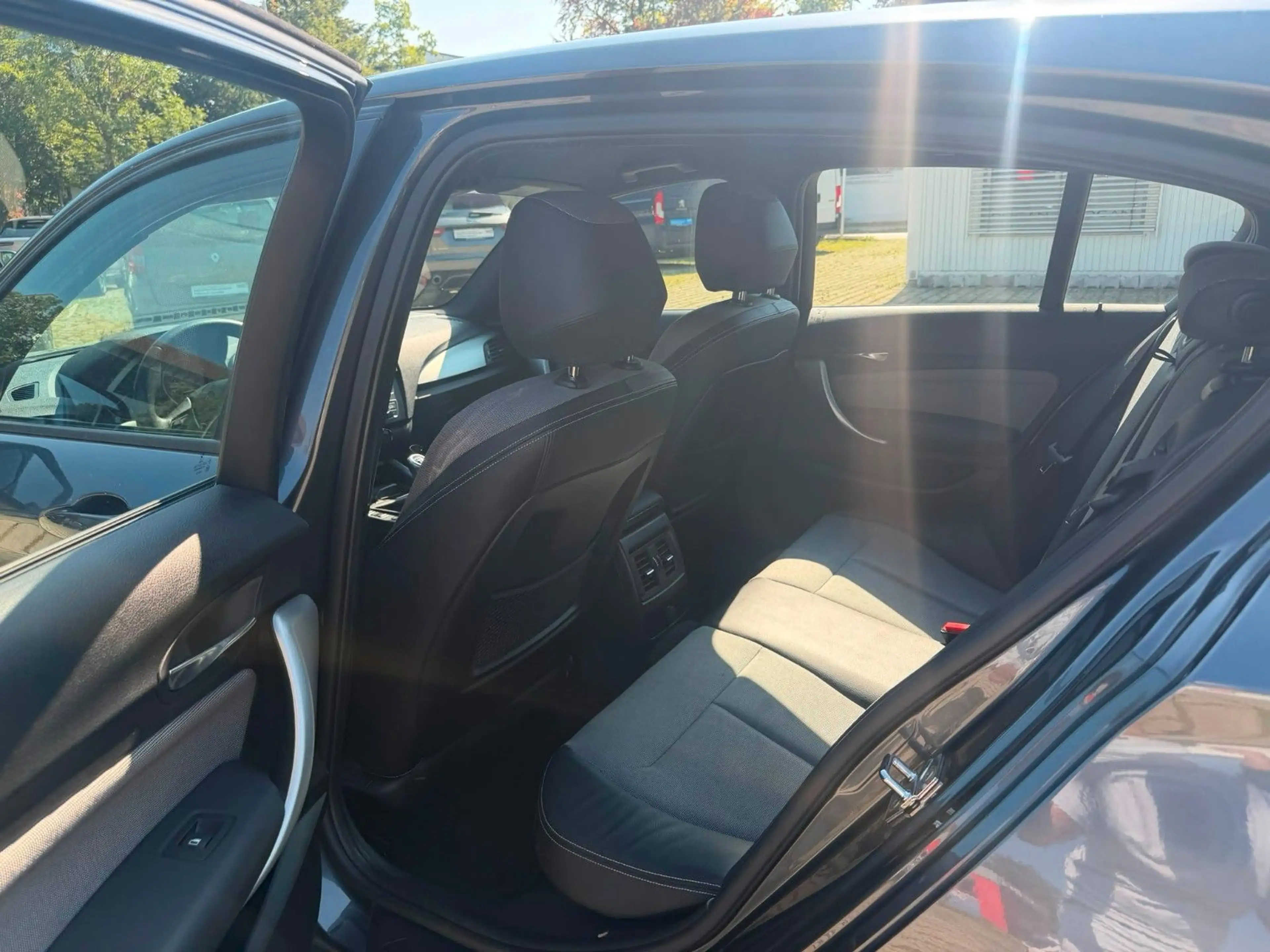 BMW 118 i F20 Schalter — photo 14
