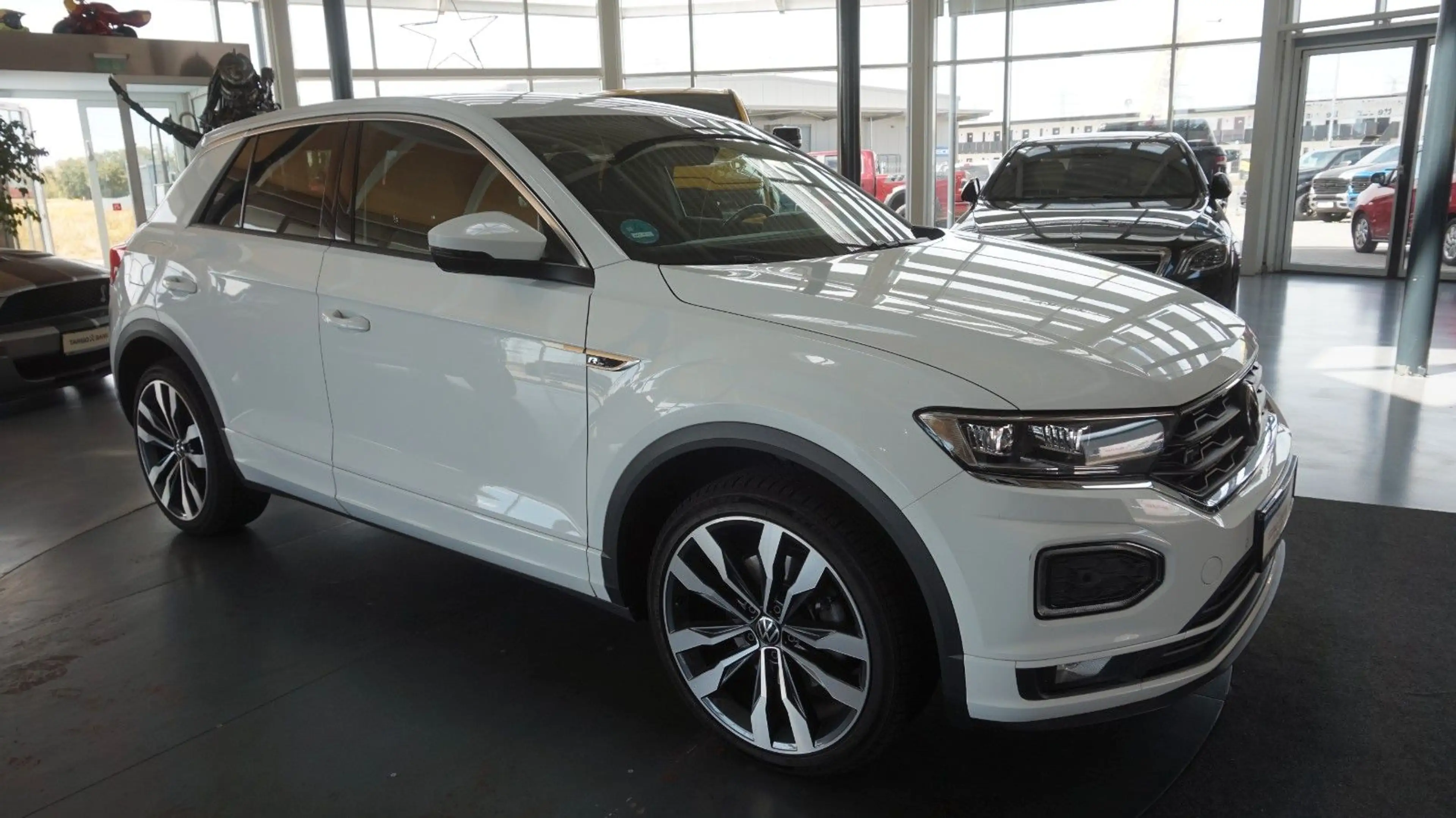 Volkswagen T-Roc R-Line*Alu19*PDC*Abstand-Temp*DCG* — photo 8