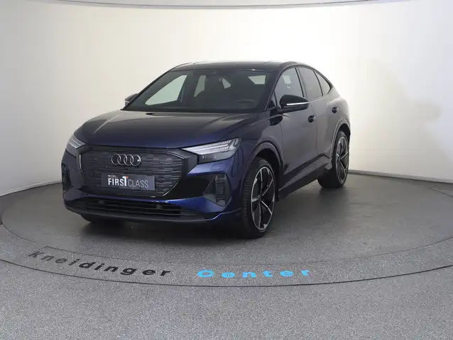 Audi Q4 e-tron Audi Q4 Sportback 55 e-tron quattro Ansicht 3