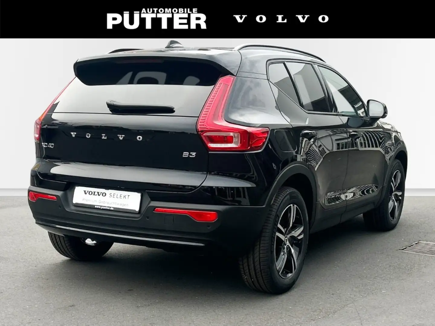 Volvo XC40 B3 Benzin Plus Dark 18'' 360 Kamera LED ACC DAB Ha Schwarz - 2