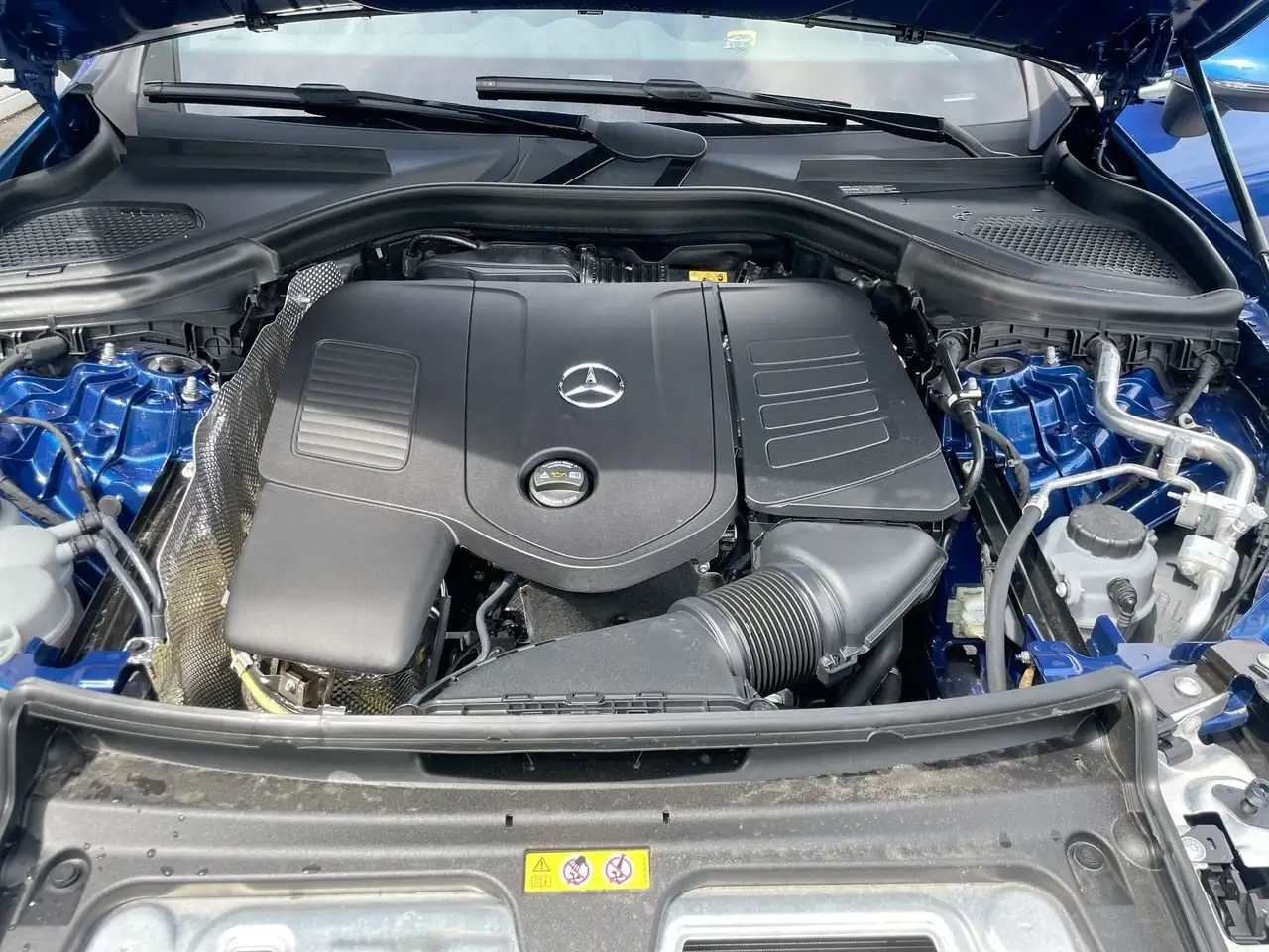 Mercedes-Benz GLC снимка Mercedes-Benz GLC