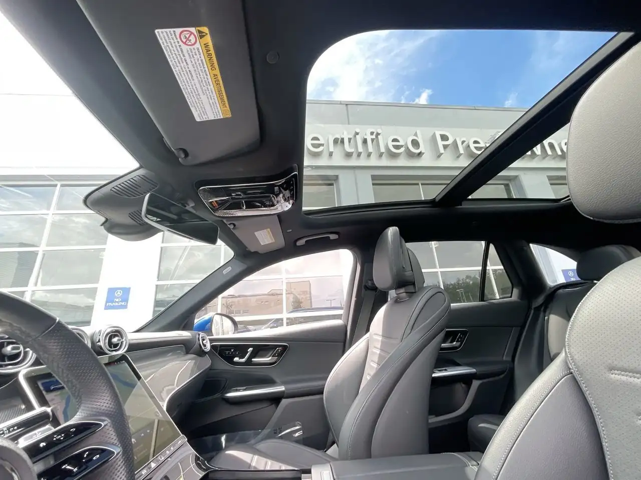 Mercedes-Benz GLC снимка Mercedes-Benz GLC