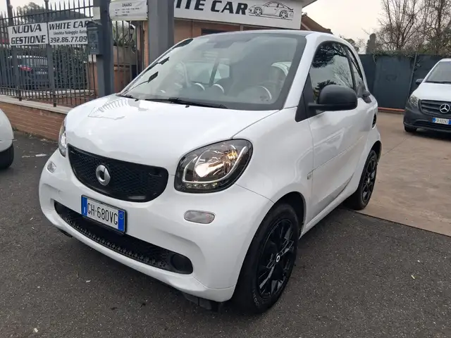 smart forTwo Fortwo 1.0 mhd Hi-tech 71cv