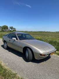 Te koop Porsche 924S Targa met 150 PK