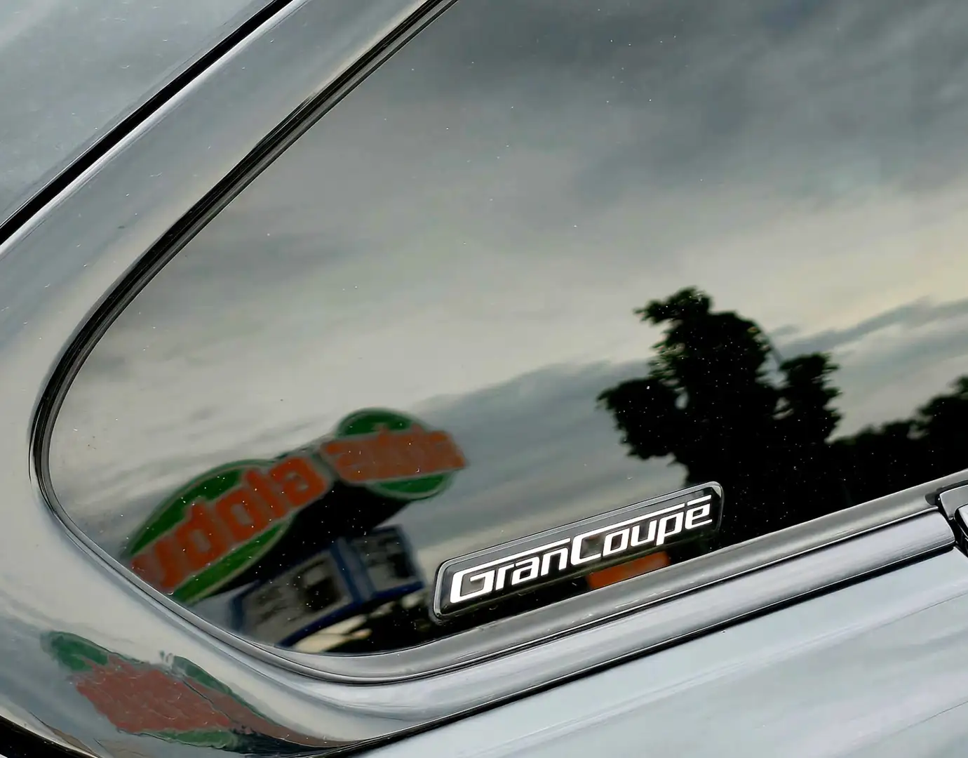 BMW 420 420d Gran Coupe Aut. Luxury Line Schwarz - 2