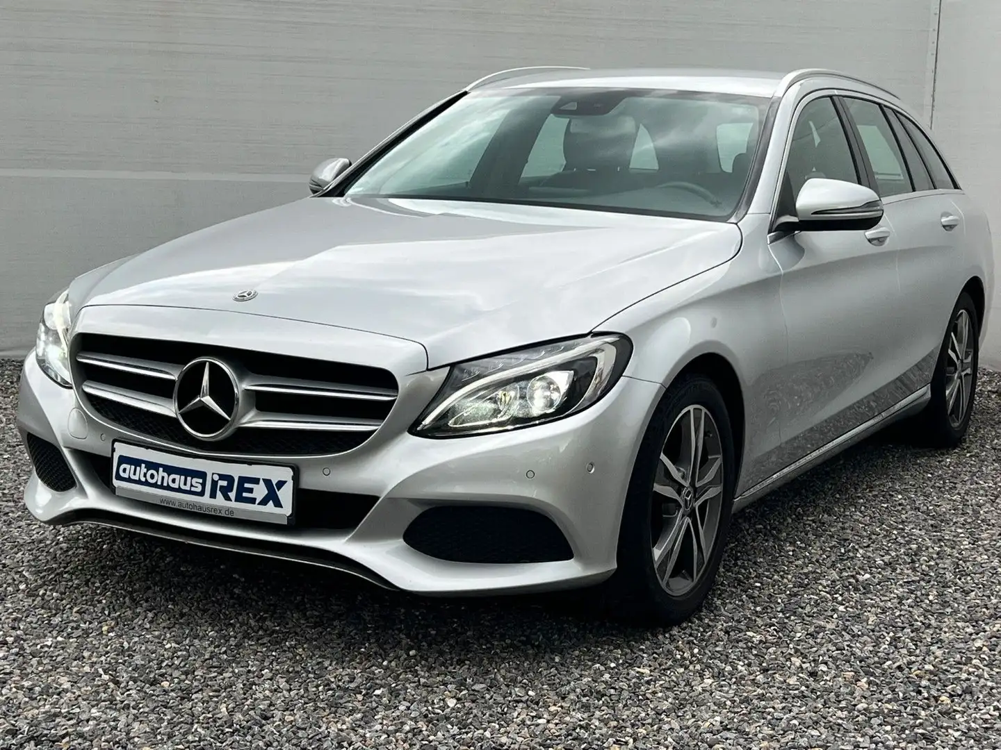 Mercedes-Benz C 180 T CGI AVANTGARDE NAVI PDC LED Silber - 2