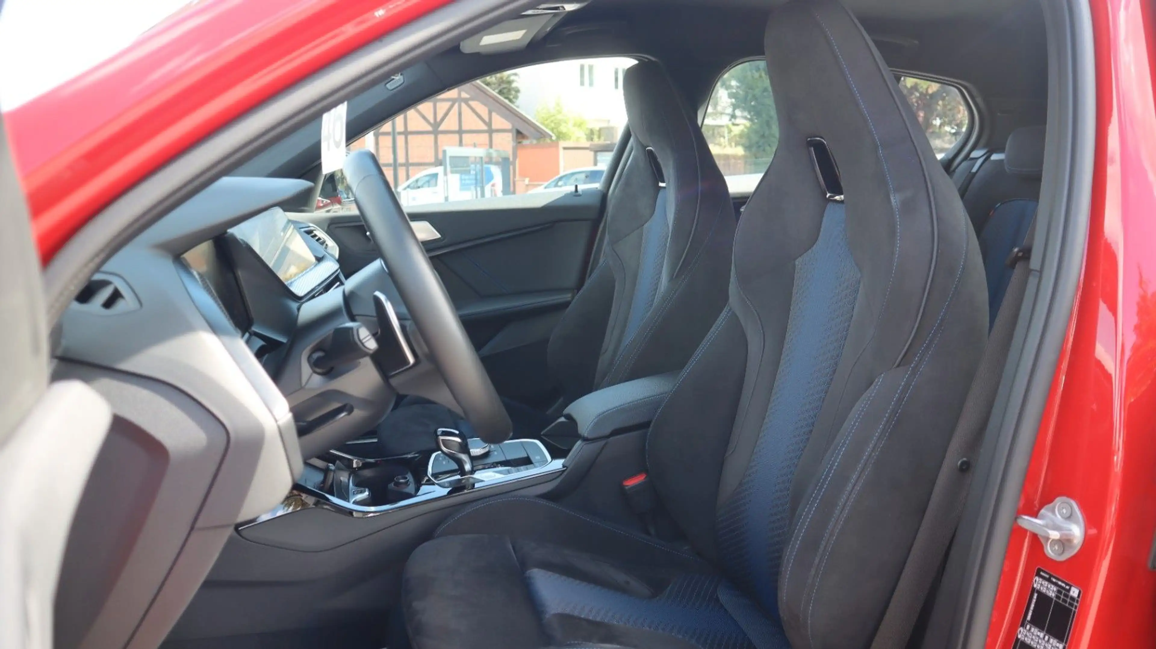 BMW 135 i xDrive Shadow HeadUp Memory CarPlay LED — photo 10