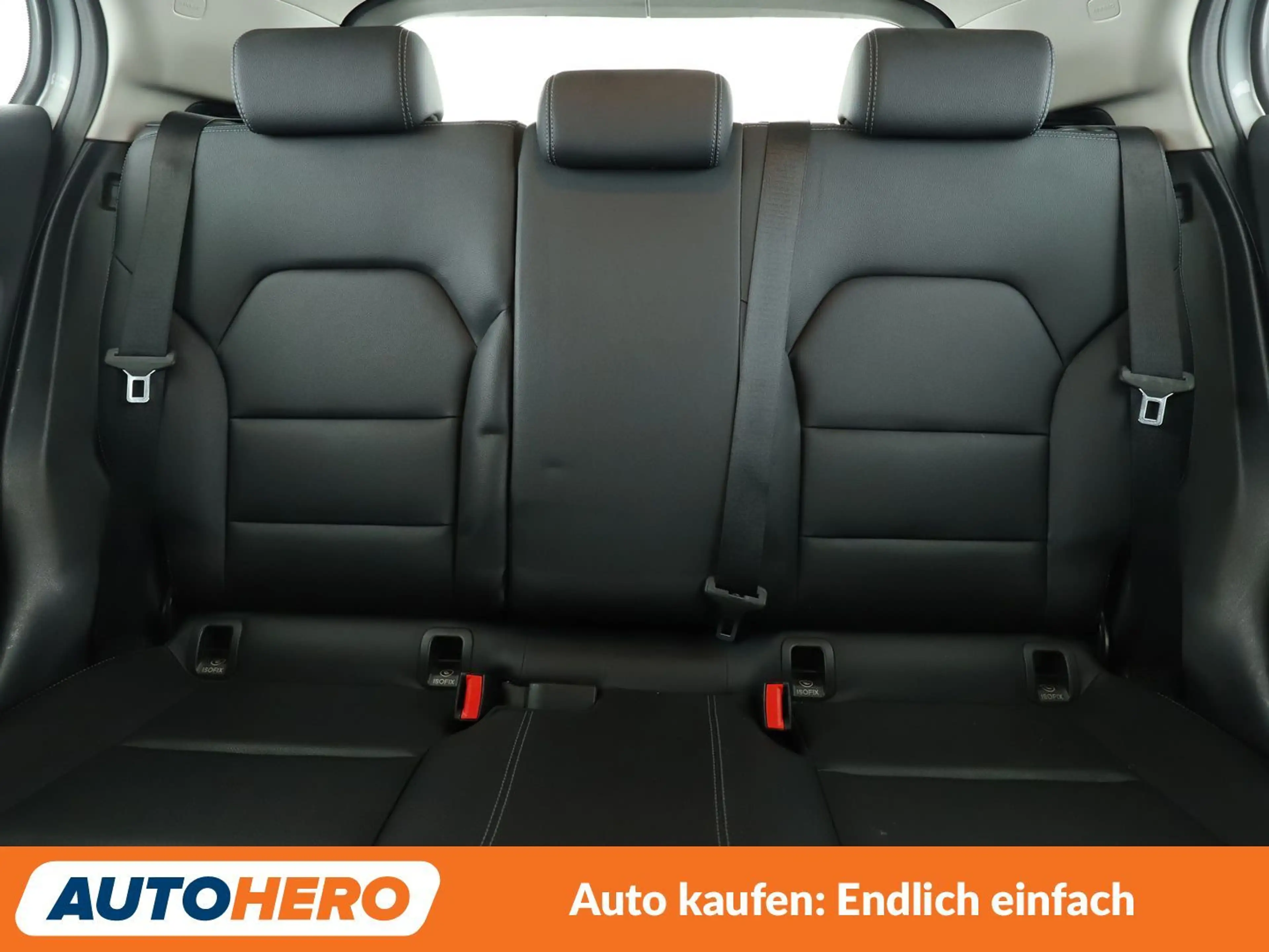 Mercedes-Benz GLA 220 4Matic Aut.*NAVI*TEMPO*CAM*PDC*SHZ*KLIMA*GARANTIE* — photo 15