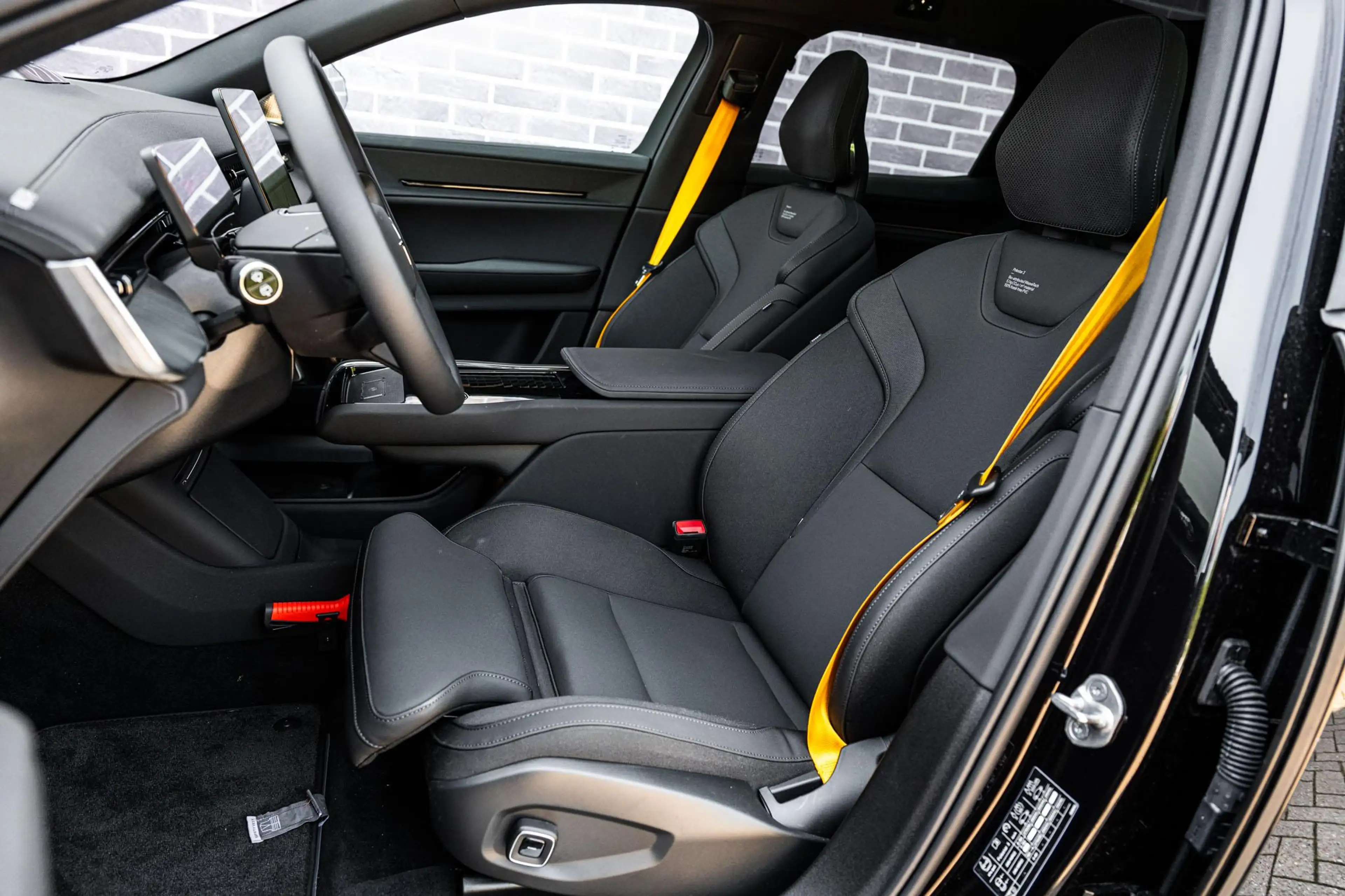 Polestar 3 Long range Dual motor 111 kWh Performance Pilot Pl — photo 6