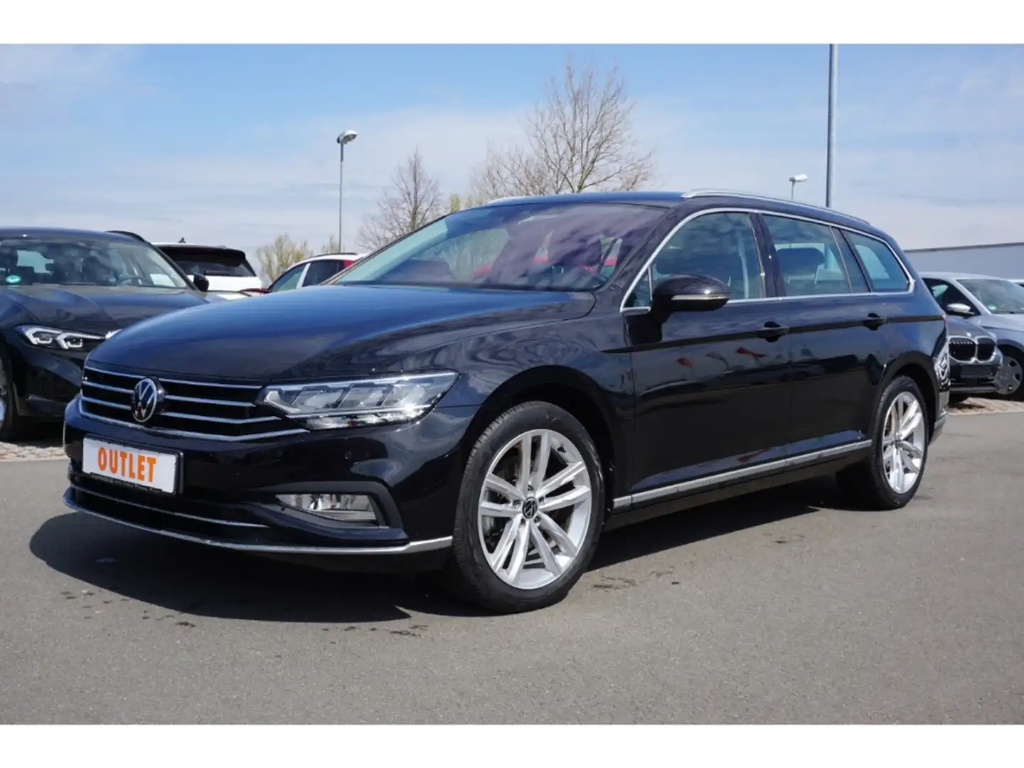 Volkswagen Passat Variant 1.5 TSI-DSG-Elegance-Navi-LED-Sihz-Abst.Tempo-EU6 Schwarz - 1