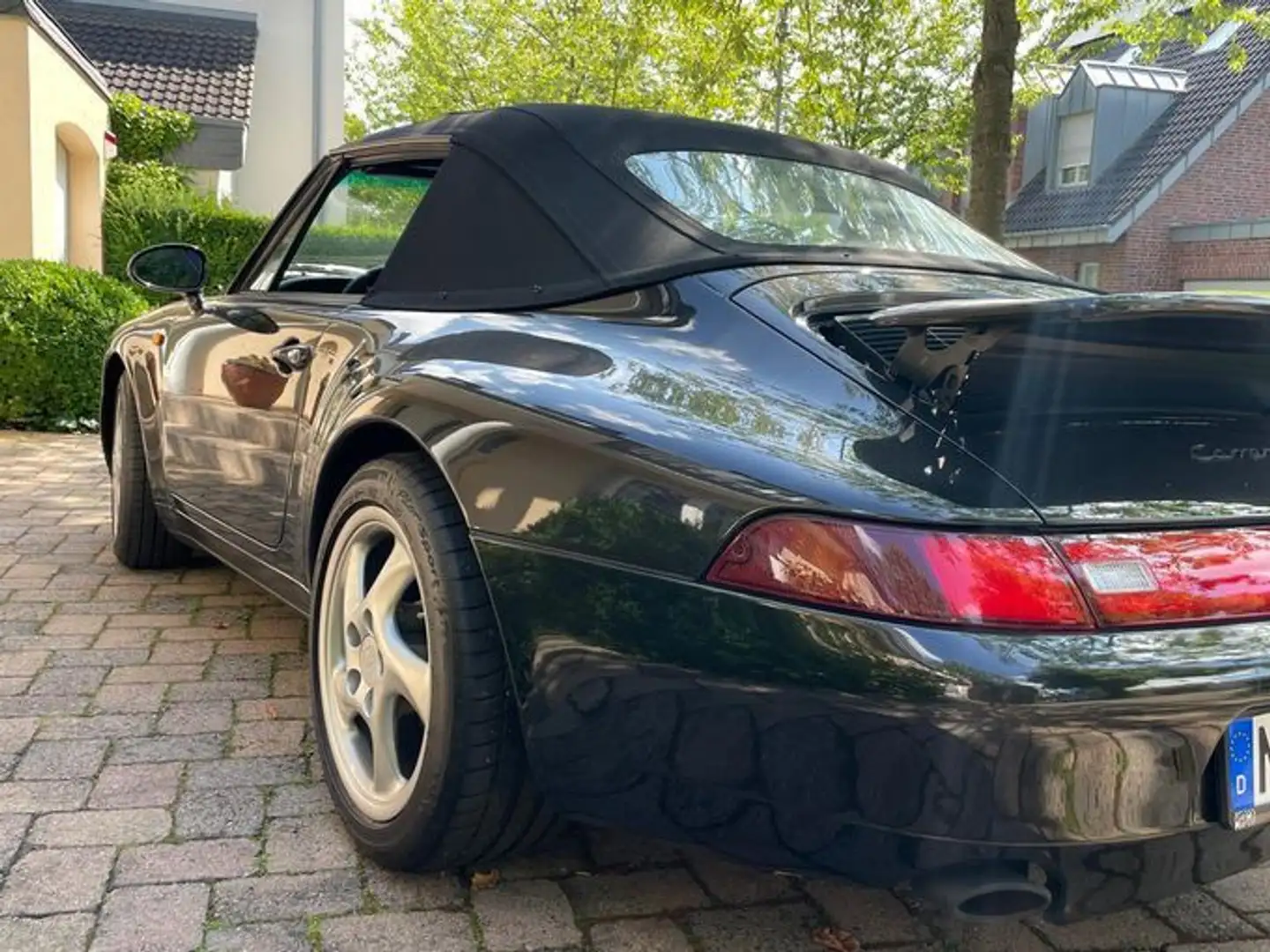 Porsche 993 Cabrio, Tiptronic, Trippel Black, Deutsch Fekete - 2