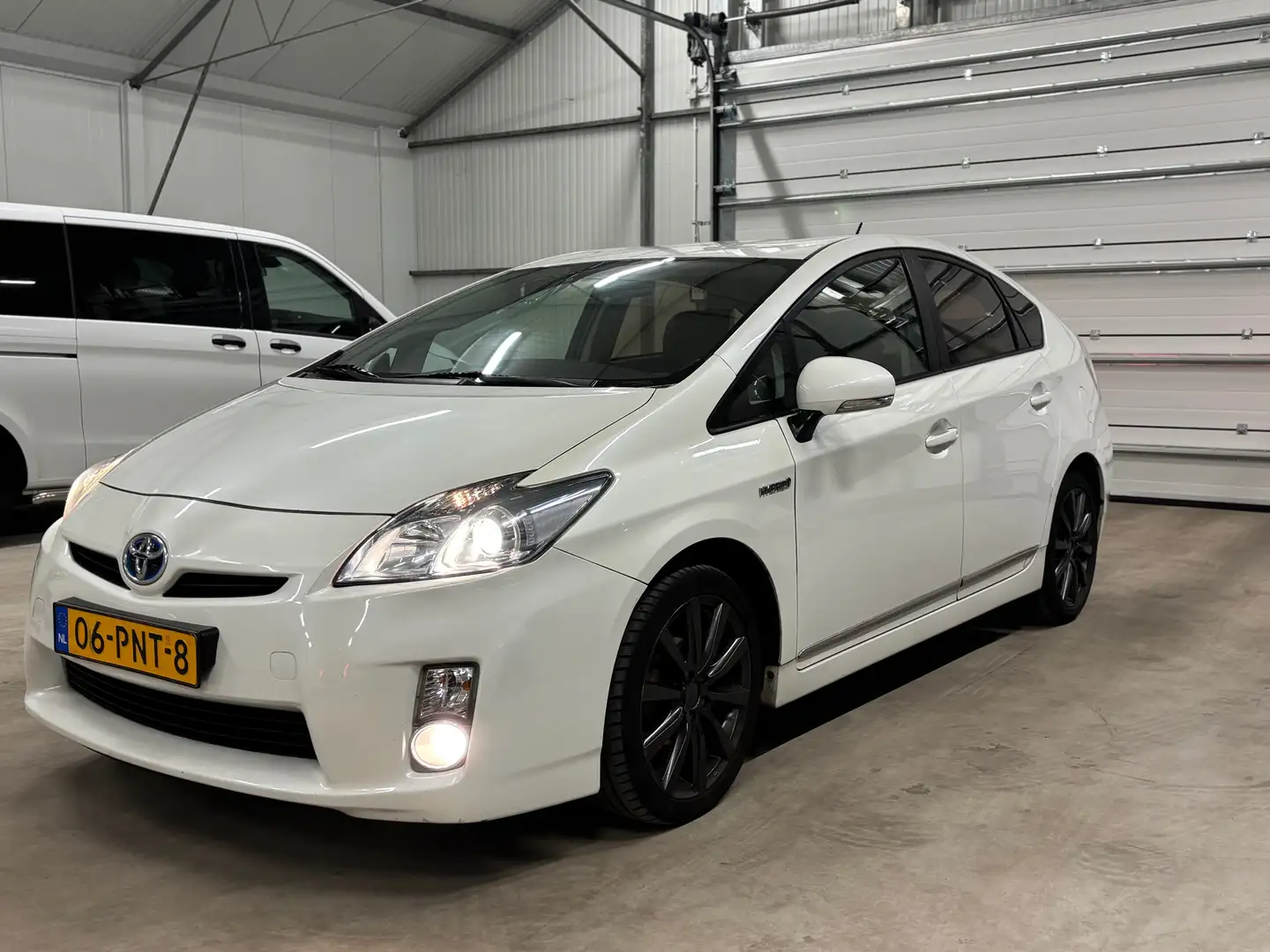 Toyota Prius Prius 1.8 Comfort Blanc - 2