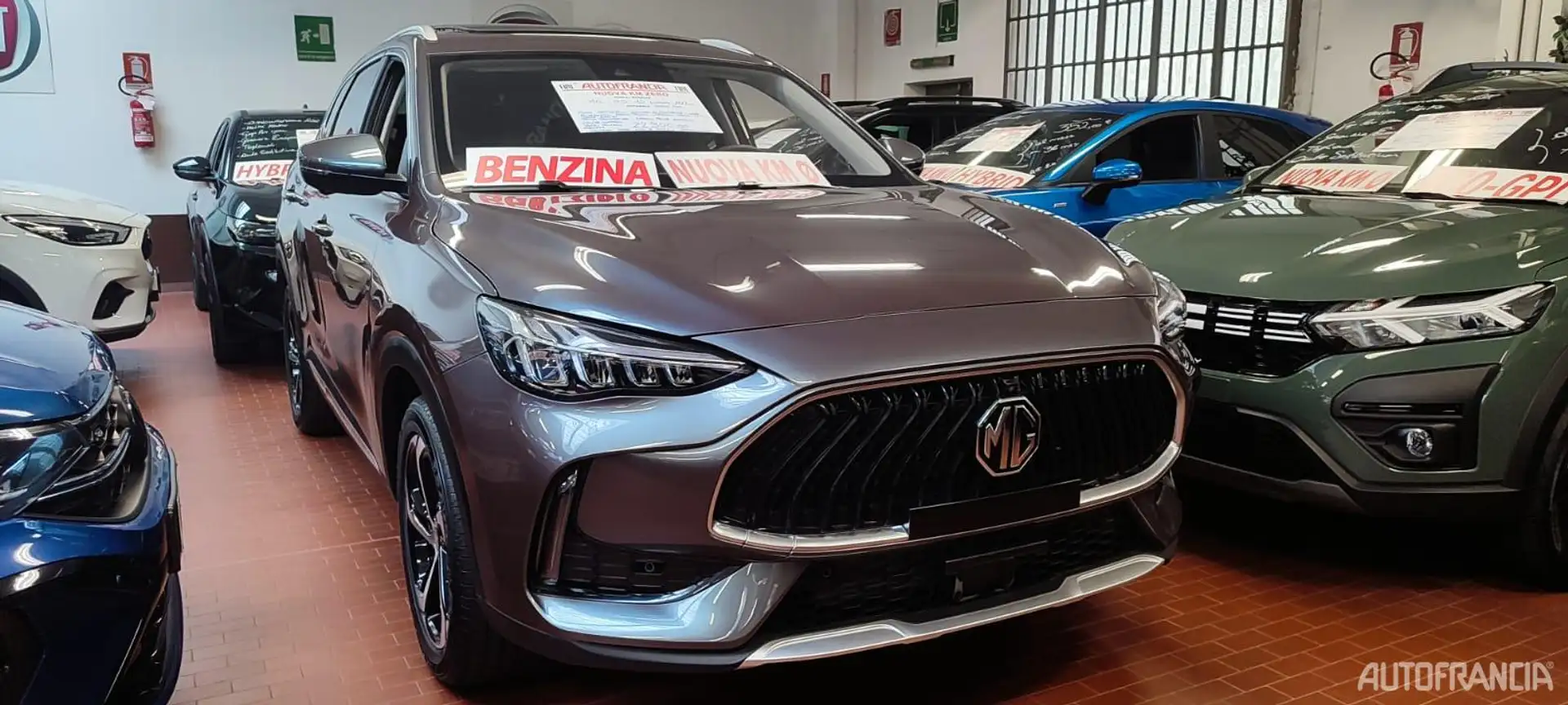 MG HS HS - 1.5 LUXURY 160CV CAMBIO MAN. Grigio - 2