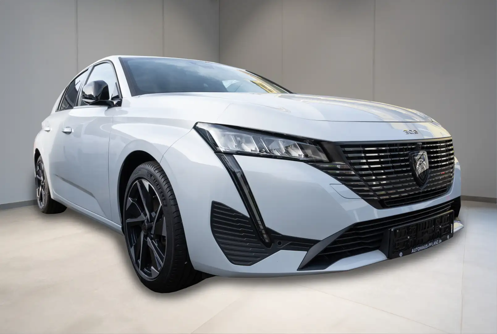 Peugeot 308 Allure Pack 1.2 PureTech 130 EAT8 Wit - 2