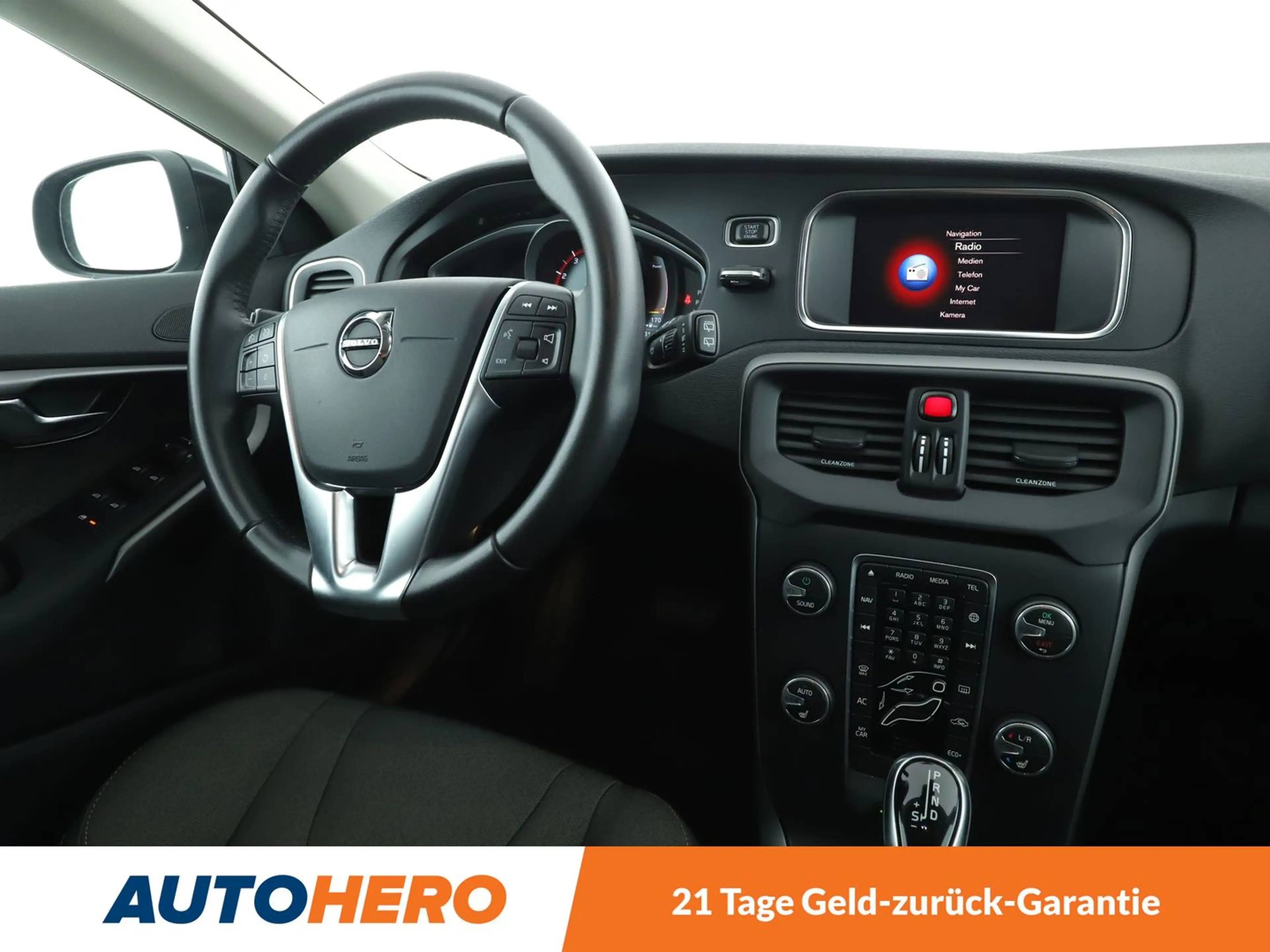 Volvo V40 Cross Country 1.5 Plus Aut*NAVI*TEMPO*PDC*SHZ*KLIMA*GARANTIE* — photo 13
