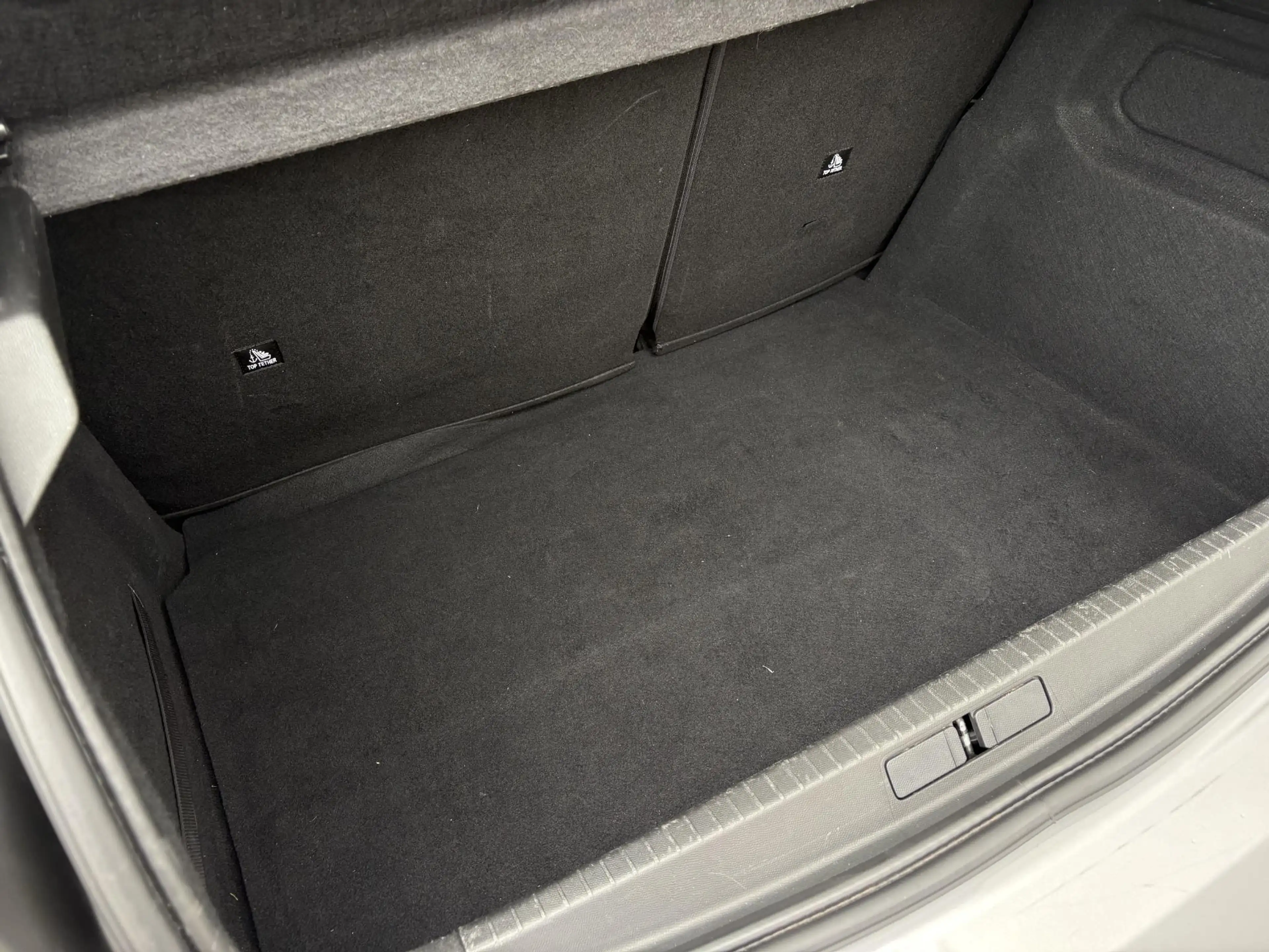 Peugeot e-208 EV Blue Lease Active 50 kWh | SOH 92% | Carplay | — photo 10
