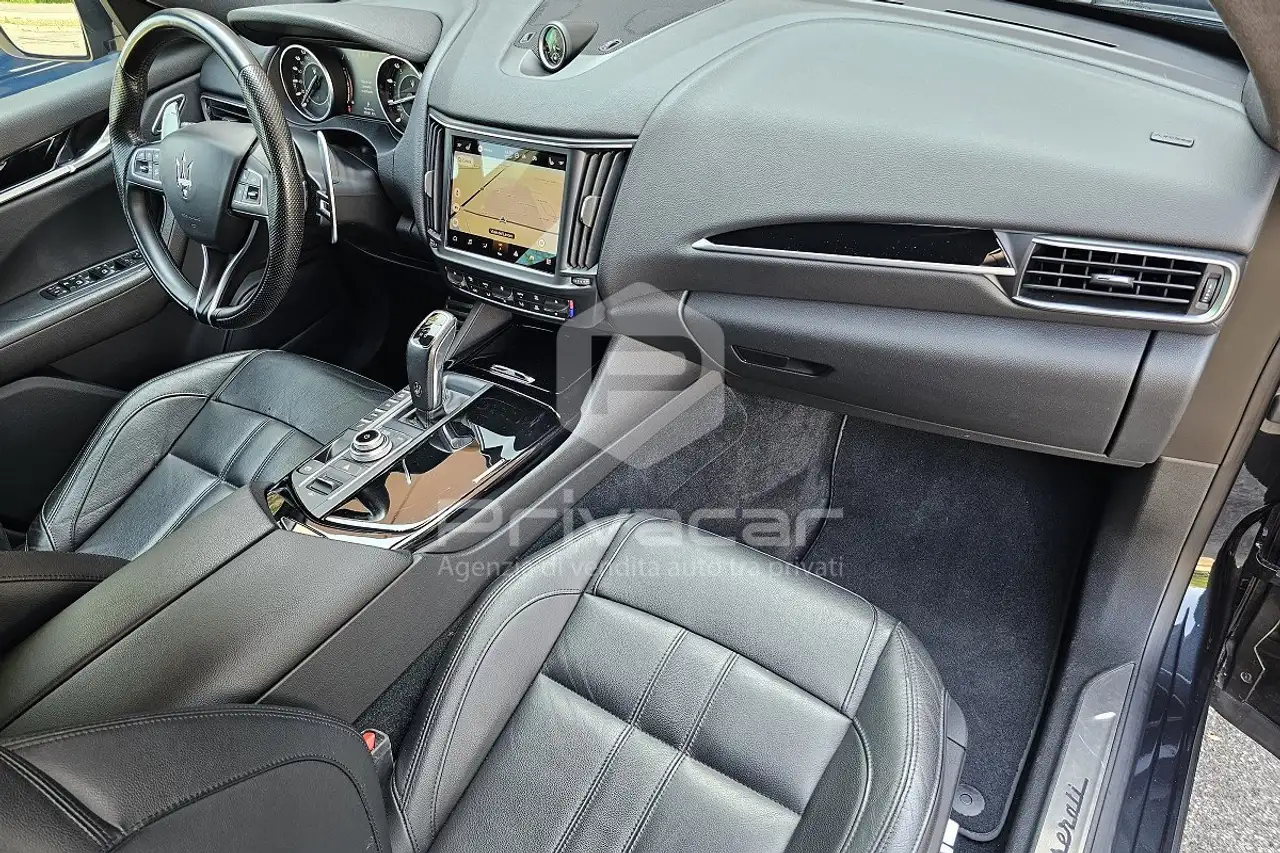 Maserati Levante 2021 — фото 13