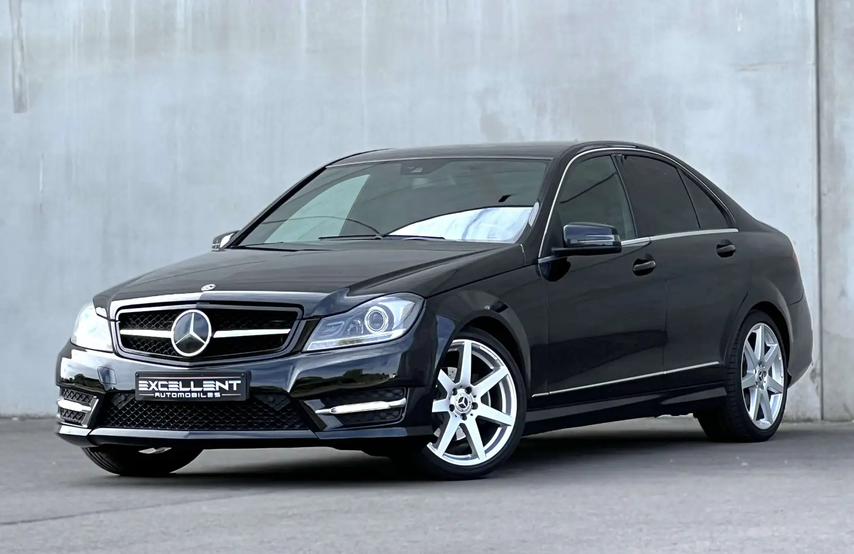 Mercedes-Benz C 250 CGI/PACK AMG/BOITE AUTO/CAR PLAY/BLUETOOTH/FULL Noir - 1