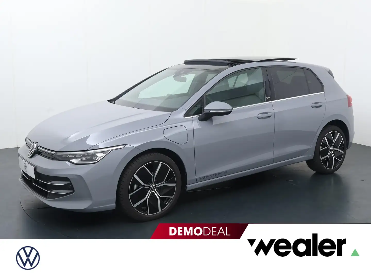 Volkswagen Golf 8 50 Edition 1.5 eHybrid 150 kW / 204 pk Hatchback Grijs - 1